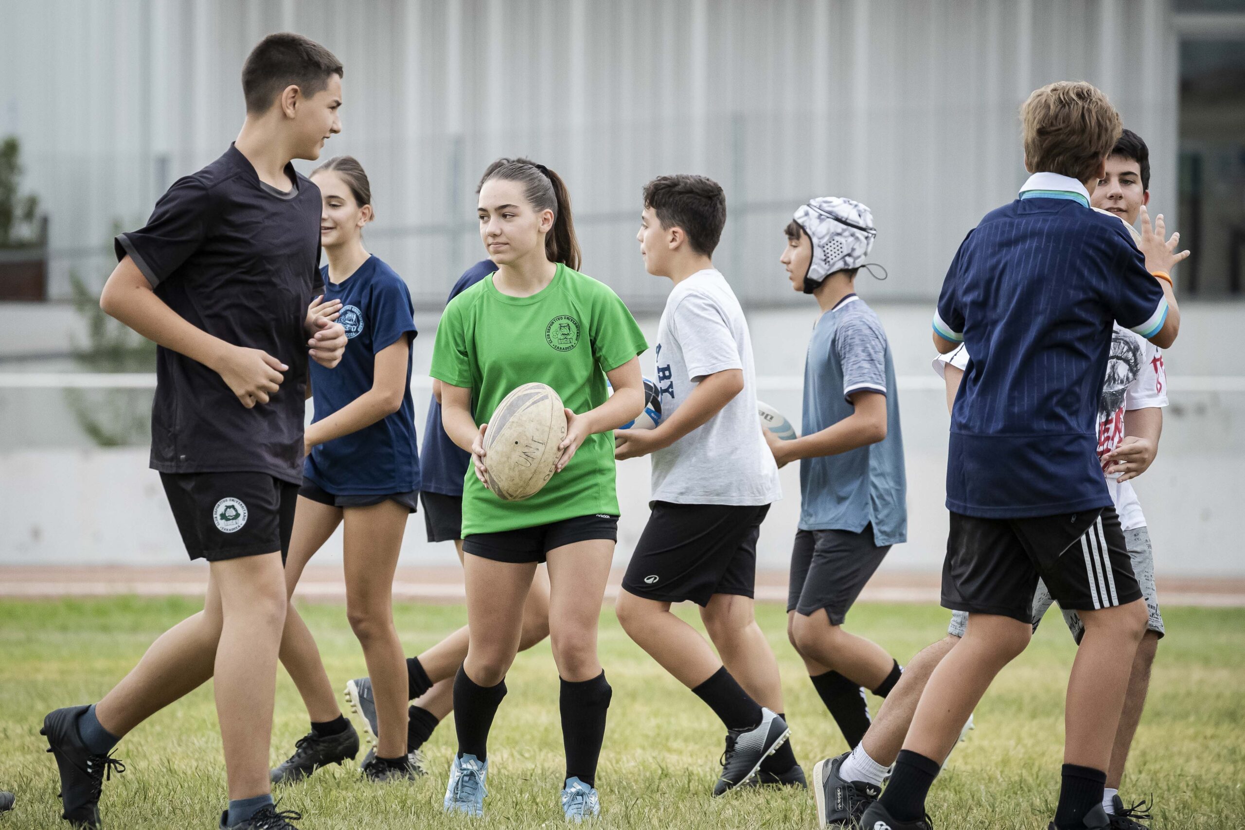 Primer entrenamiento de escuelas del CD Universitario Rugby Zaragoza.