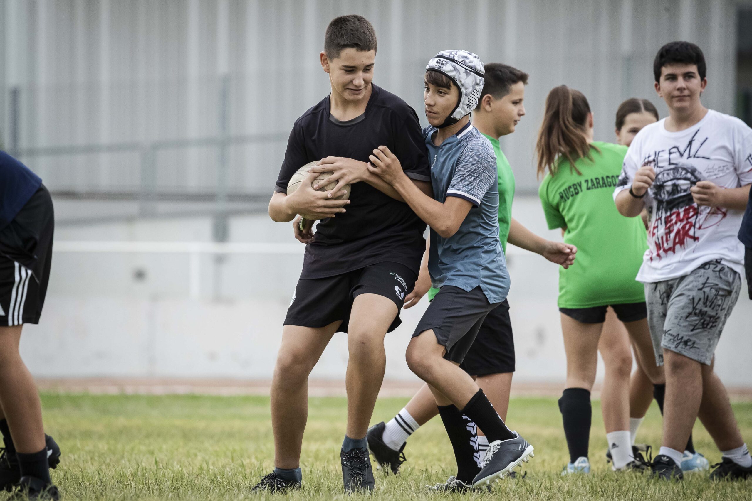 Primer entrenamiento de escuelas del CD Universitario Rugby Zaragoza.