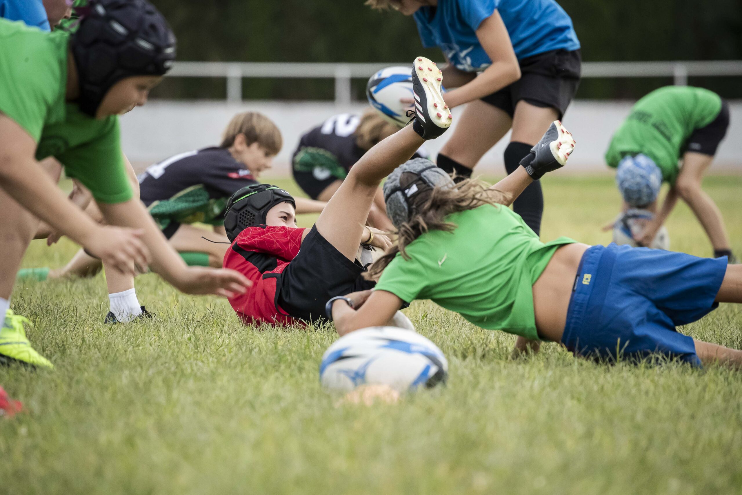 Primer entrenamiento de escuelas del CD Universitario Rugby Zaragoza.