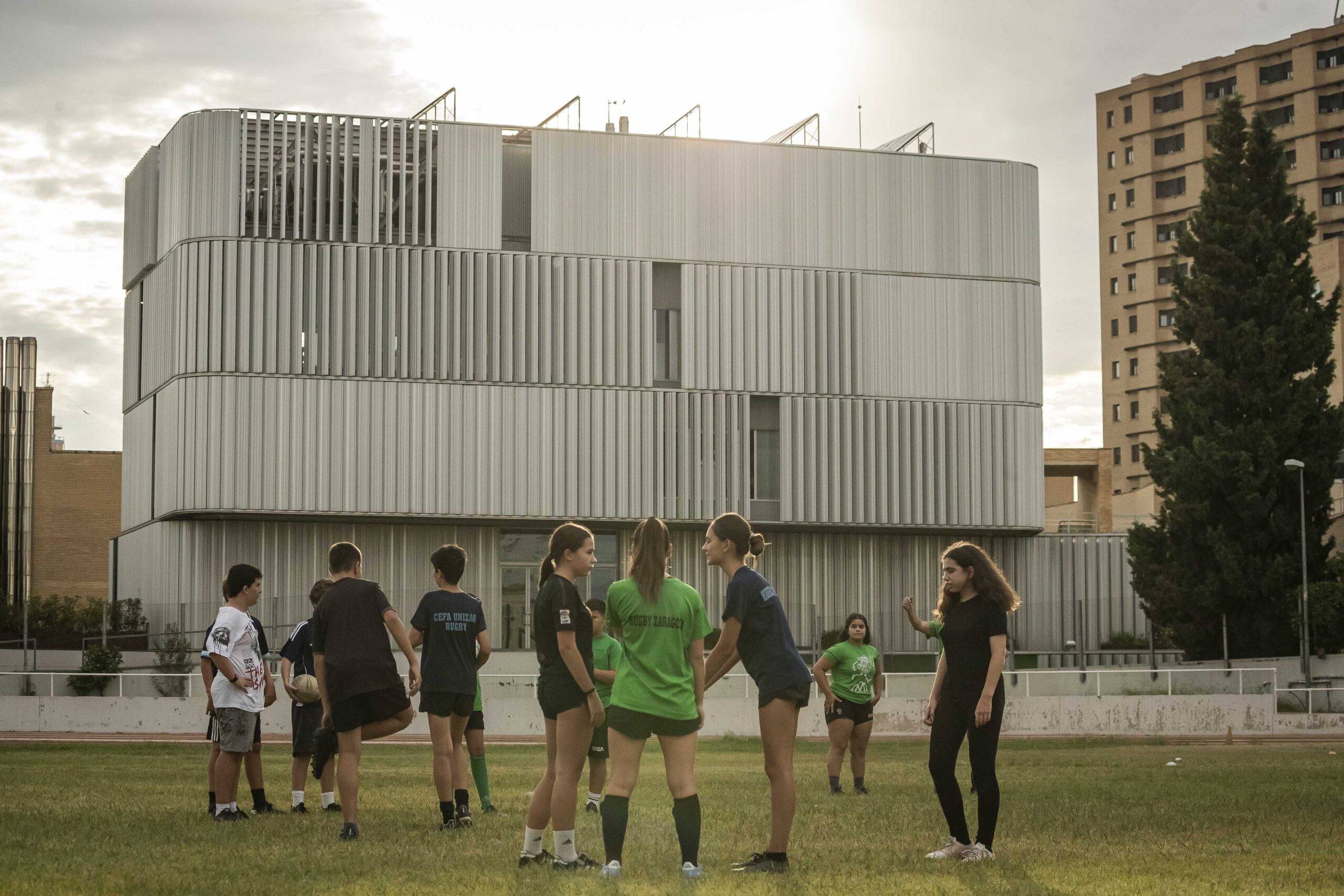 Primer entrenamiento de escuelas del CD Universitario Rugby Zaragoza.