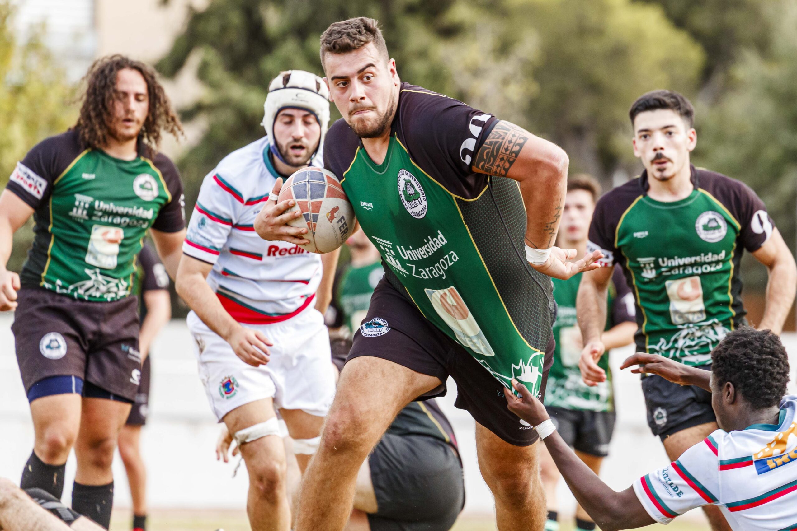 Partido amistoso de pretemporada entre el CD Universitario Rugby Zaragoza (CEFA Unizar) e Iruña Rugby Club