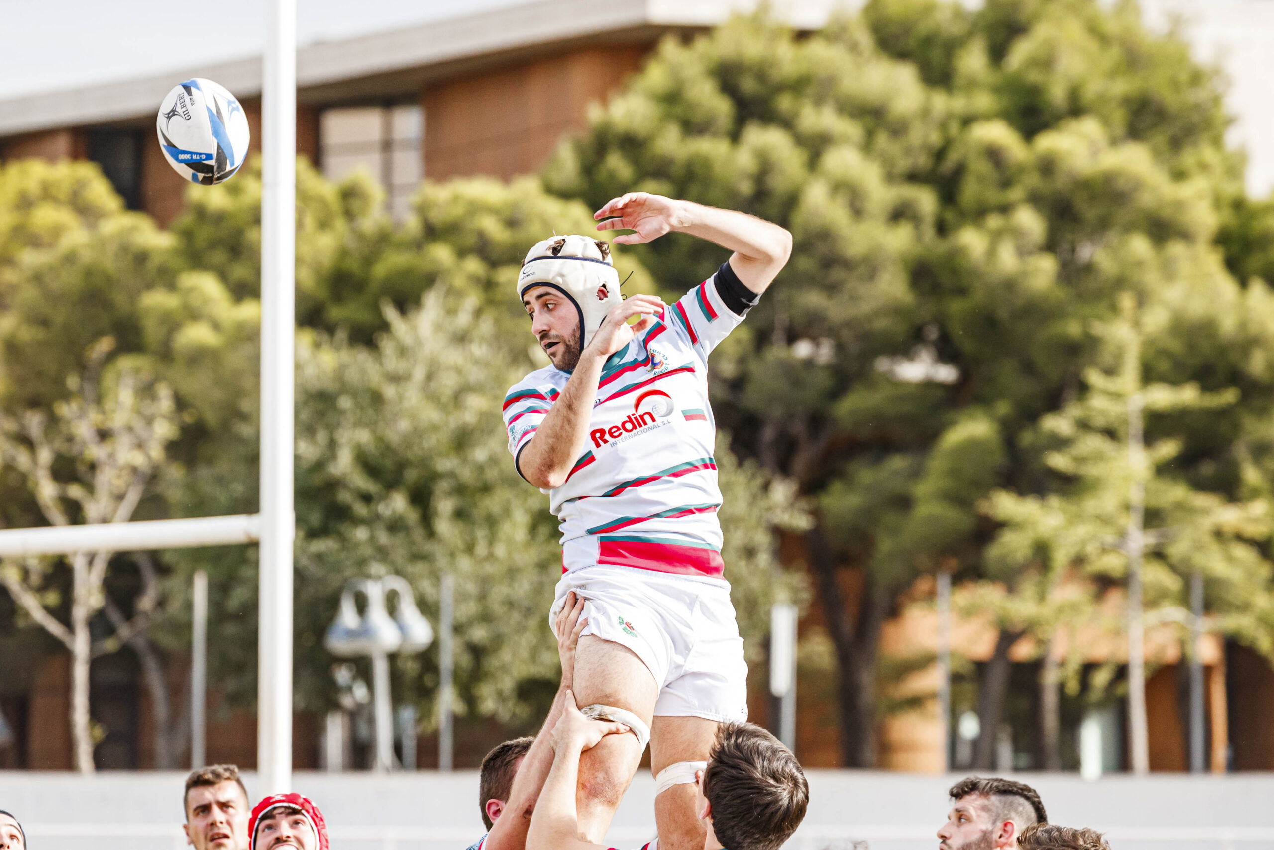 Partido amistoso de pretemporada entre el CD Universitario Rugby Zaragoza (CEFA Unizar) e Iruña Rugby Club