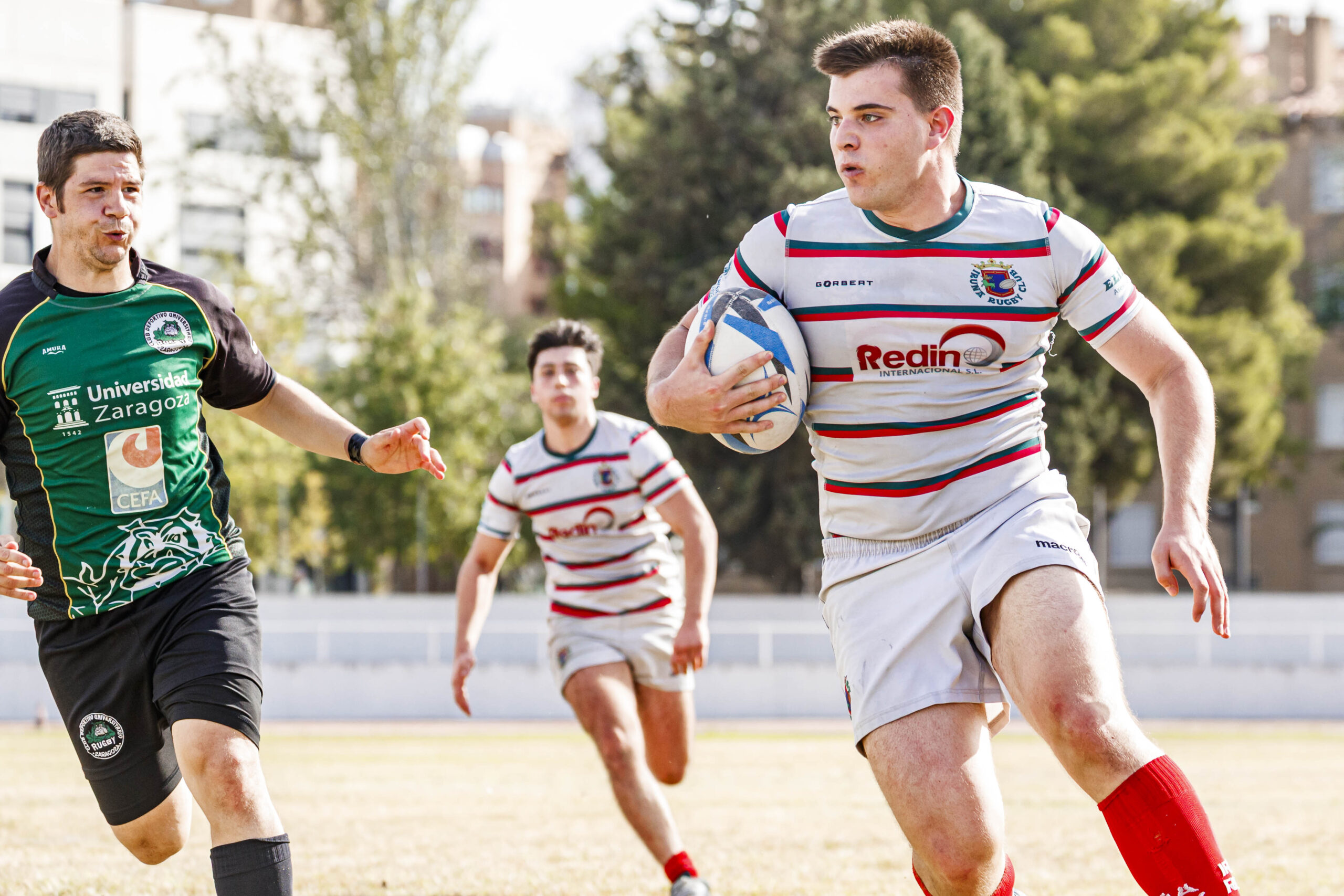 Partido amistoso de pretemporada entre el CD Universitario Rugby Zaragoza (CEFA Unizar) e Iruña Rugby Club