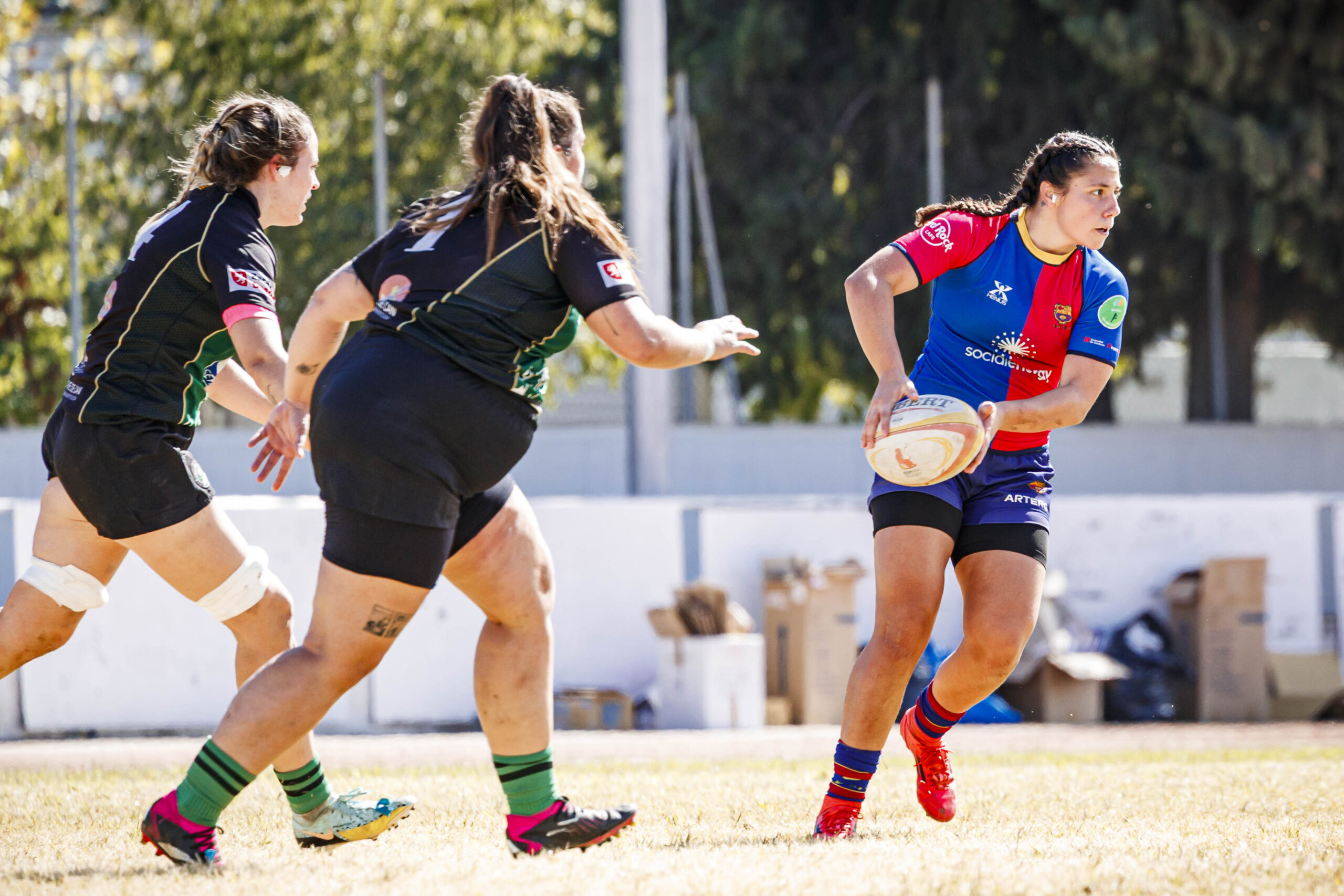 Partido amistoso de rugby femenino entre el CEFA Unizar y el Rugby FC Barcelona