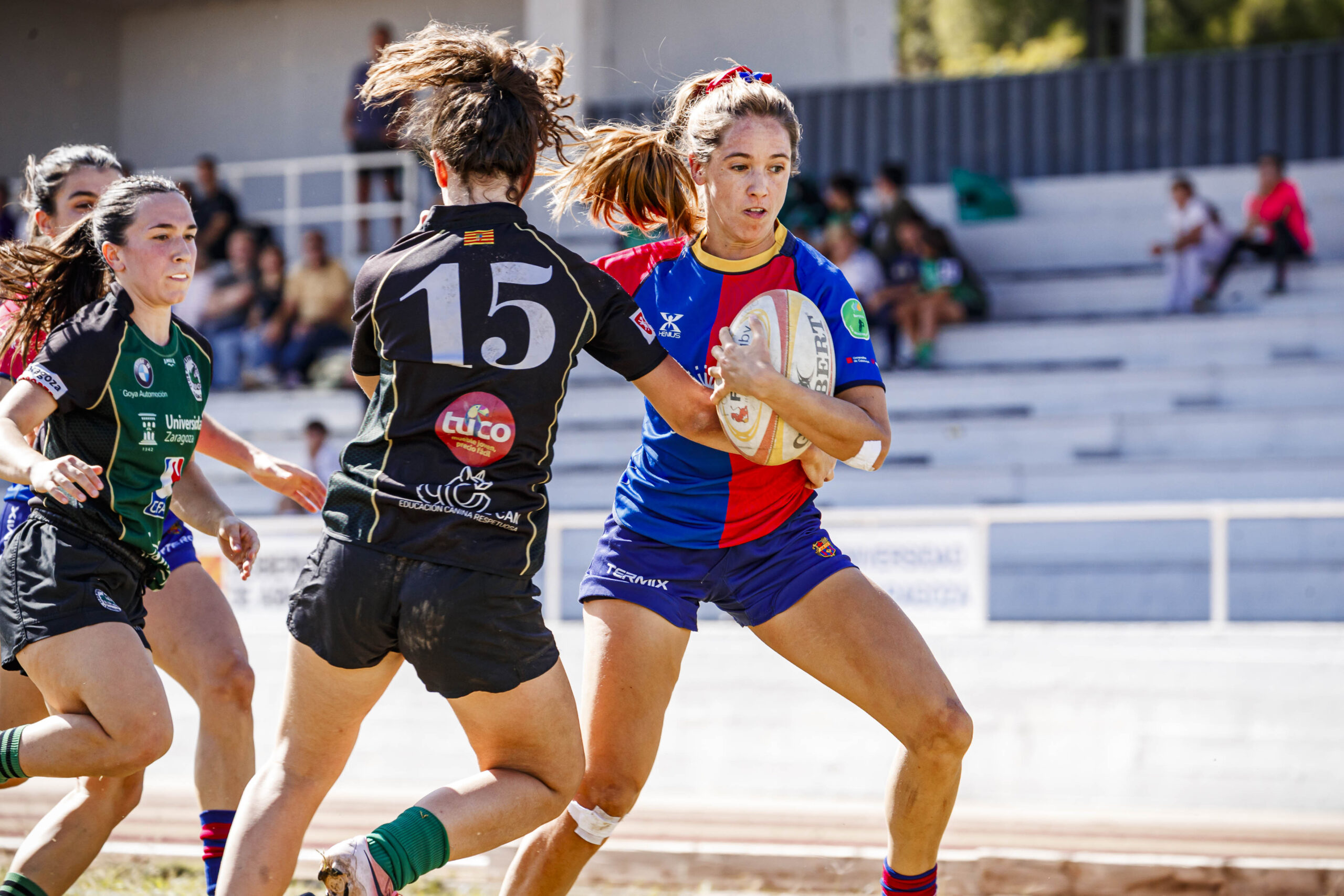 Partido amistoso de rugby femenino entre el CEFA Unizar y el Rugby FC Barcelona