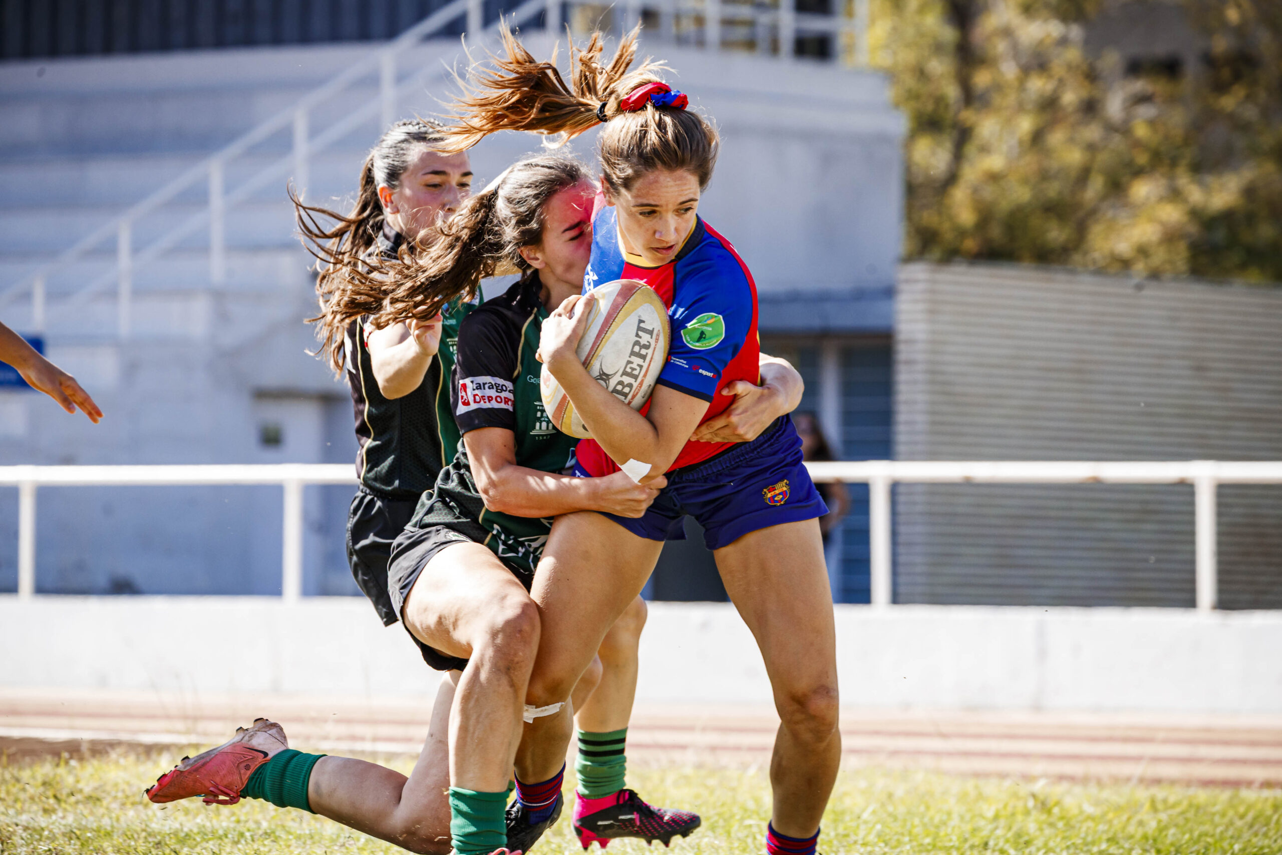 Partido amistoso de rugby femenino entre el CEFA Unizar y el Rugby FC Barcelona