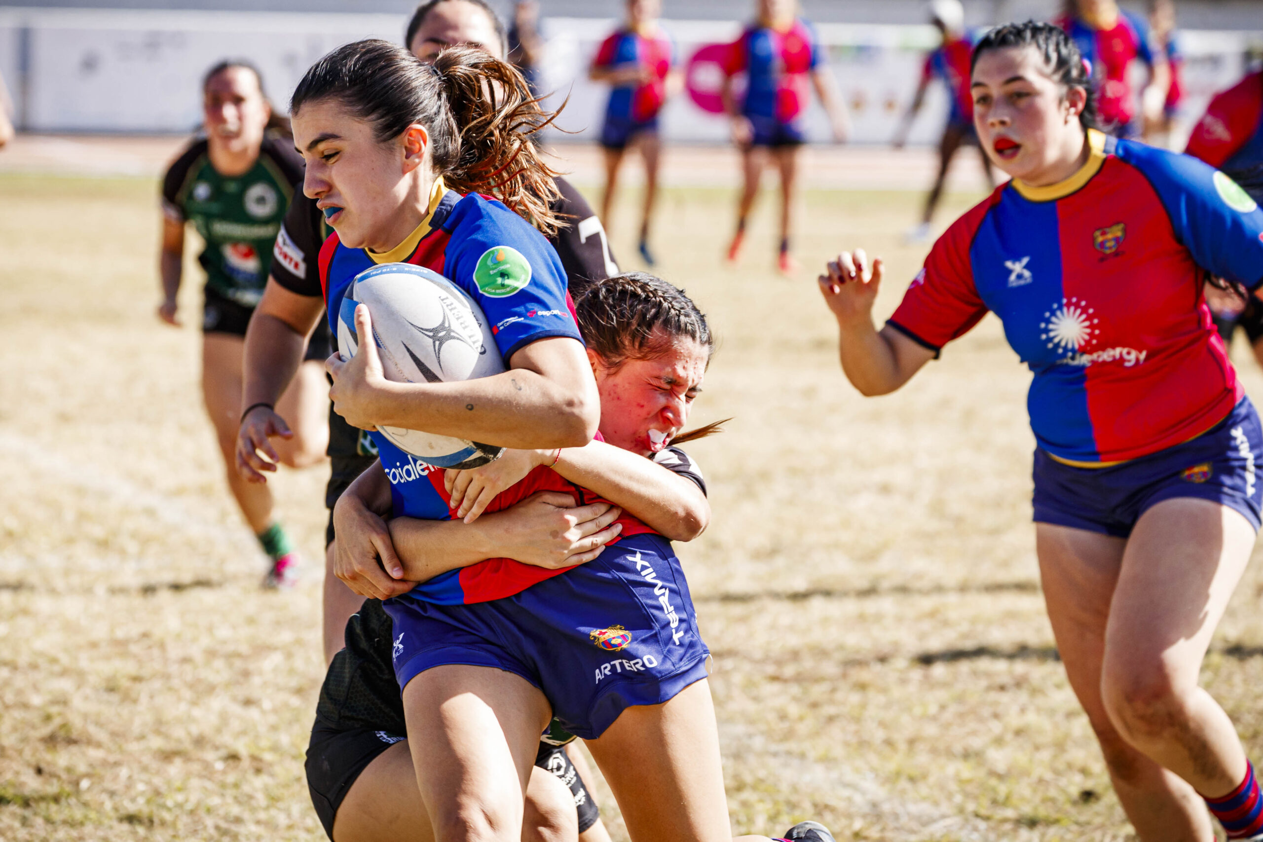 Partido amistoso de rugby femenino entre el CEFA Unizar y el Rugby FC Barcelona