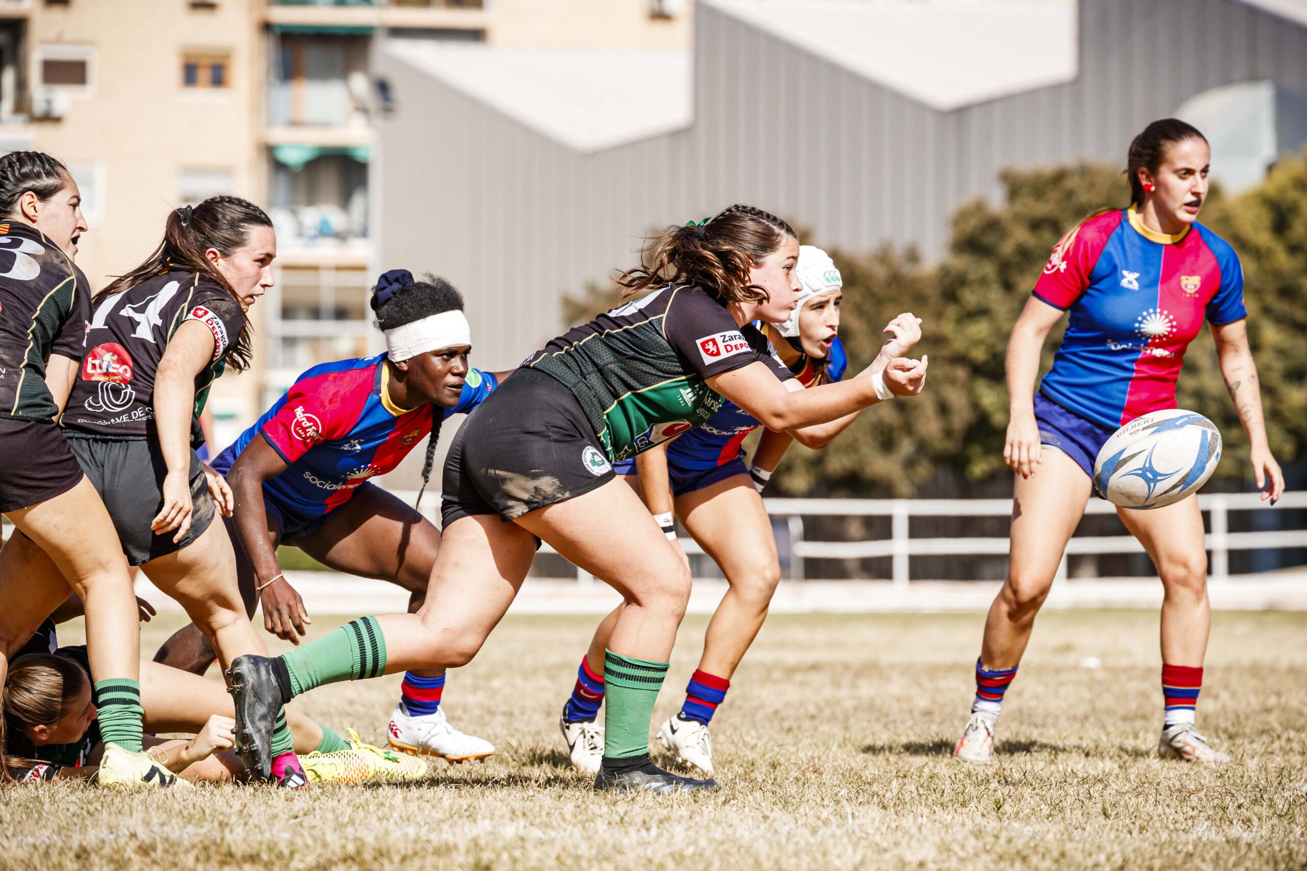 Partido amistoso de rugby femenino entre el CEFA Unizar y el Rugby FC Barcelona