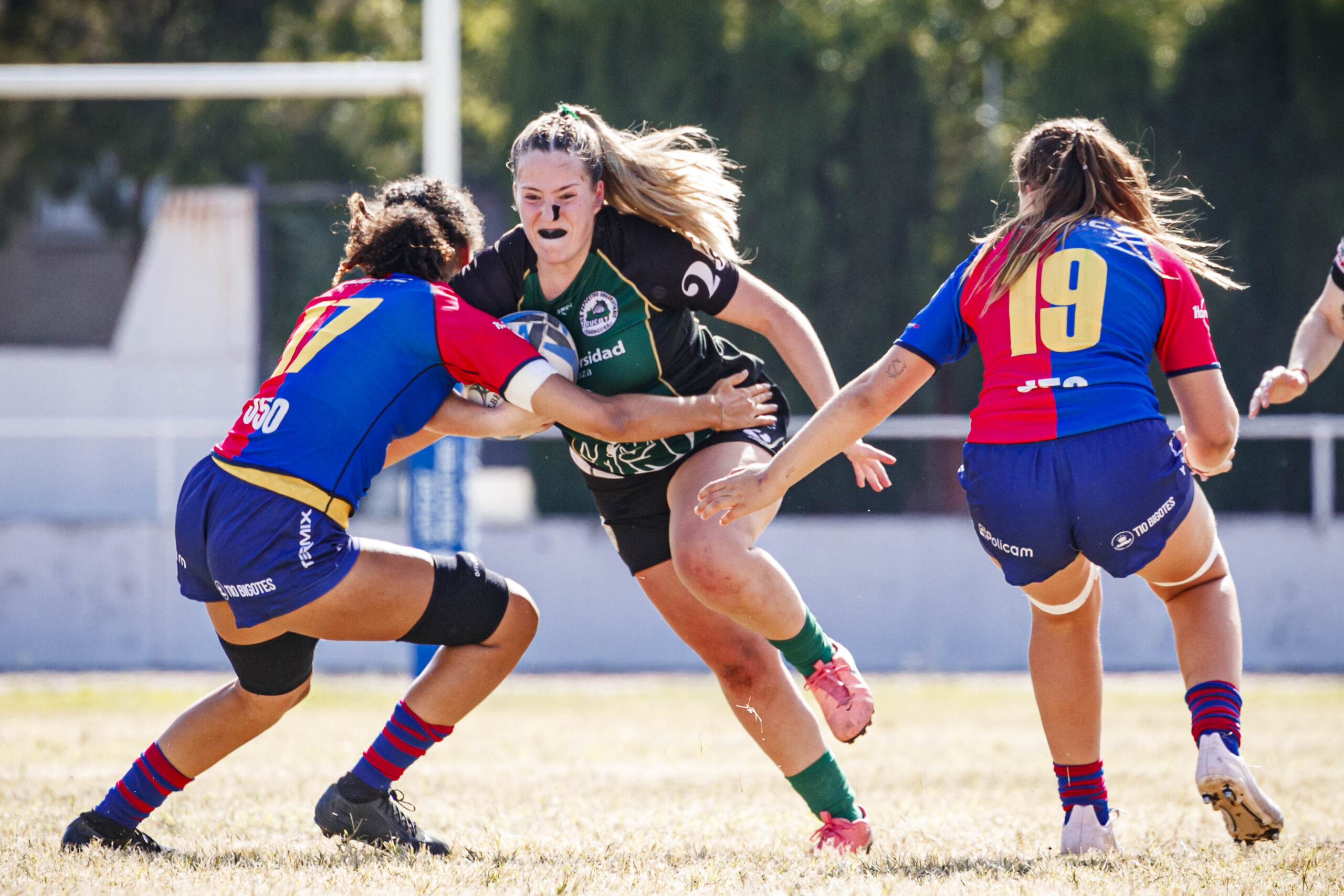 Partido amistoso de rugby femenino entre el CEFA Unizar y el Rugby FC Barcelona