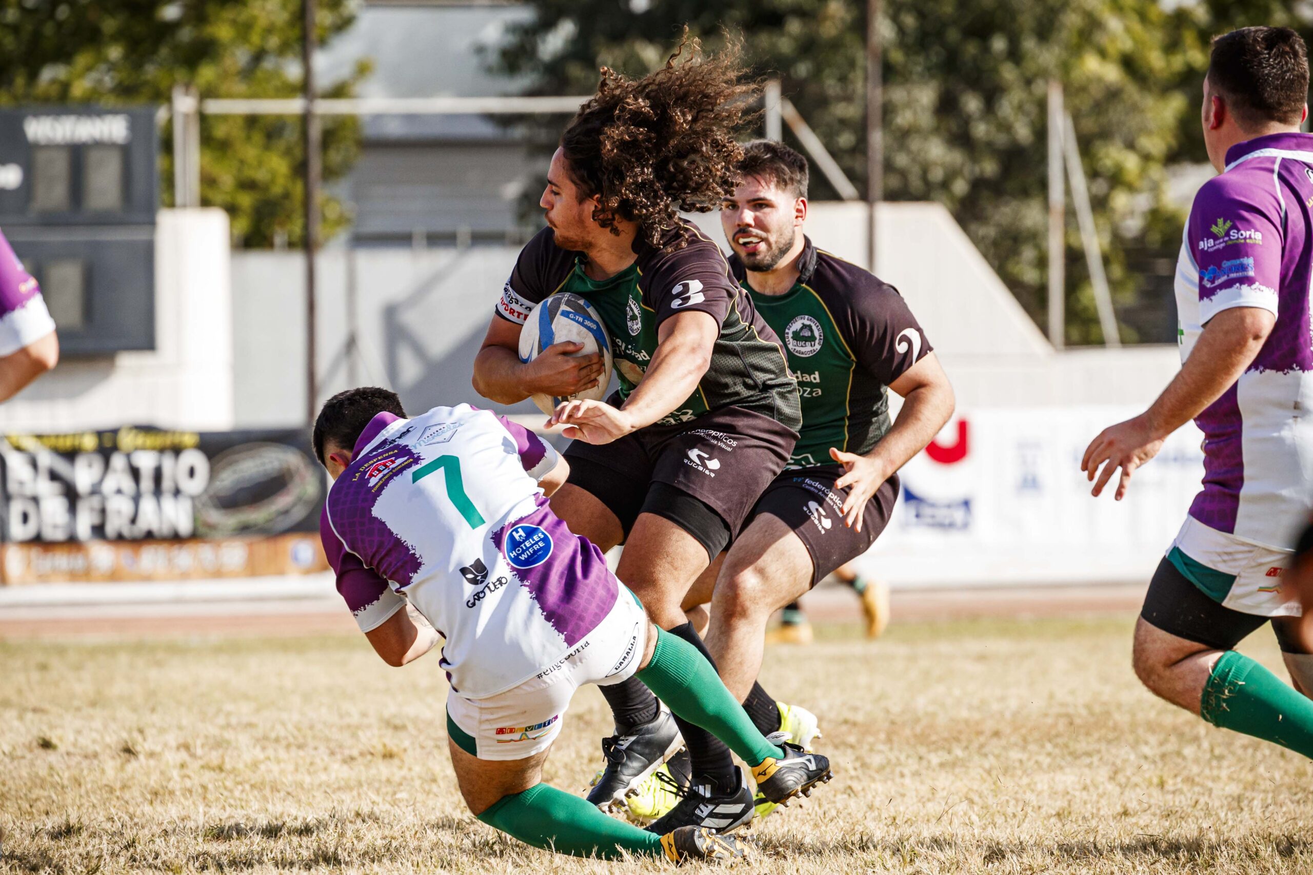 Partido amistoso de rugby masculino entre el CEFA Unizar y el CR Ingenieros Soria