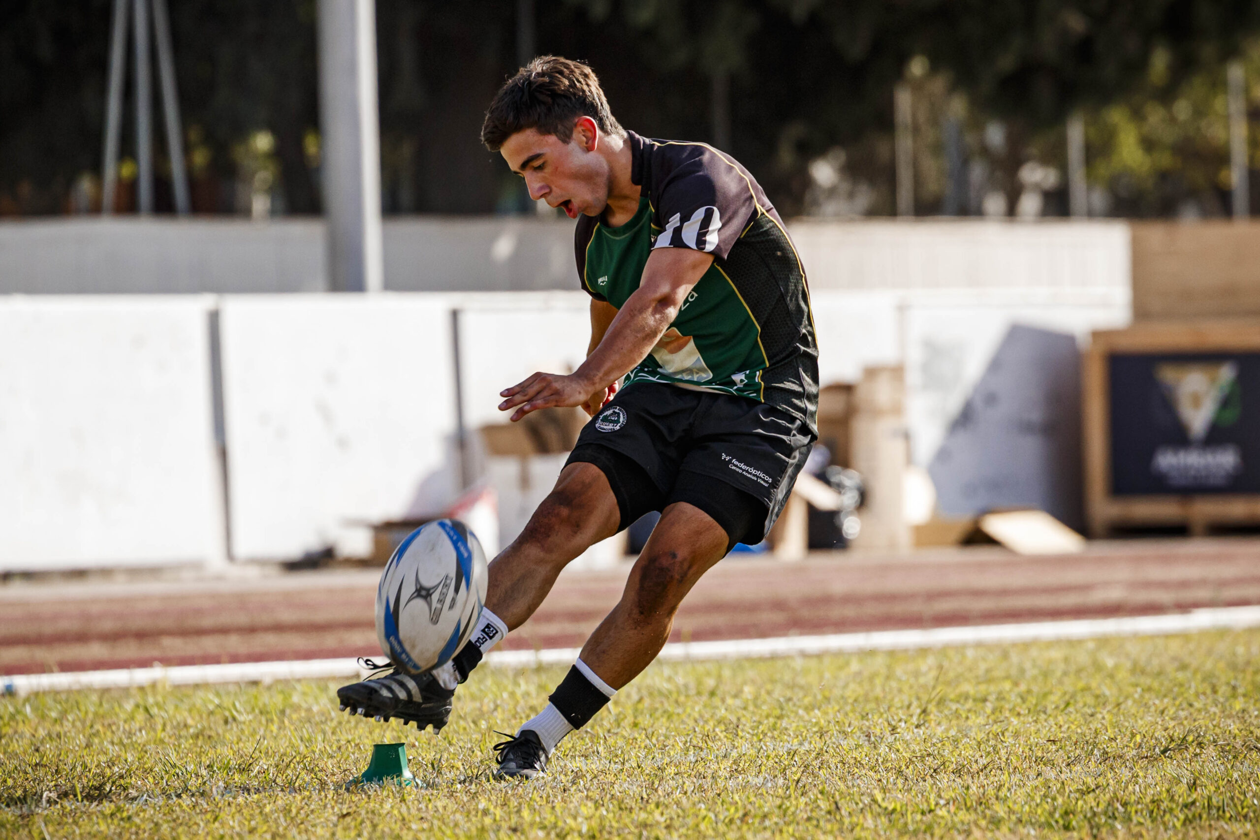 Partido amistoso de rugby masculino entre el CEFA Unizar y el CR Ingenieros Soria