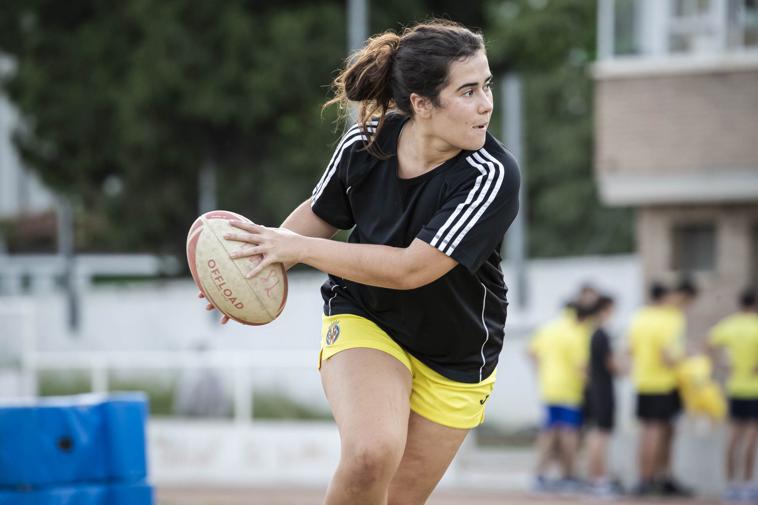 Sesion de entrenamiento del CD Universitario Rugby Zaragoza femenino