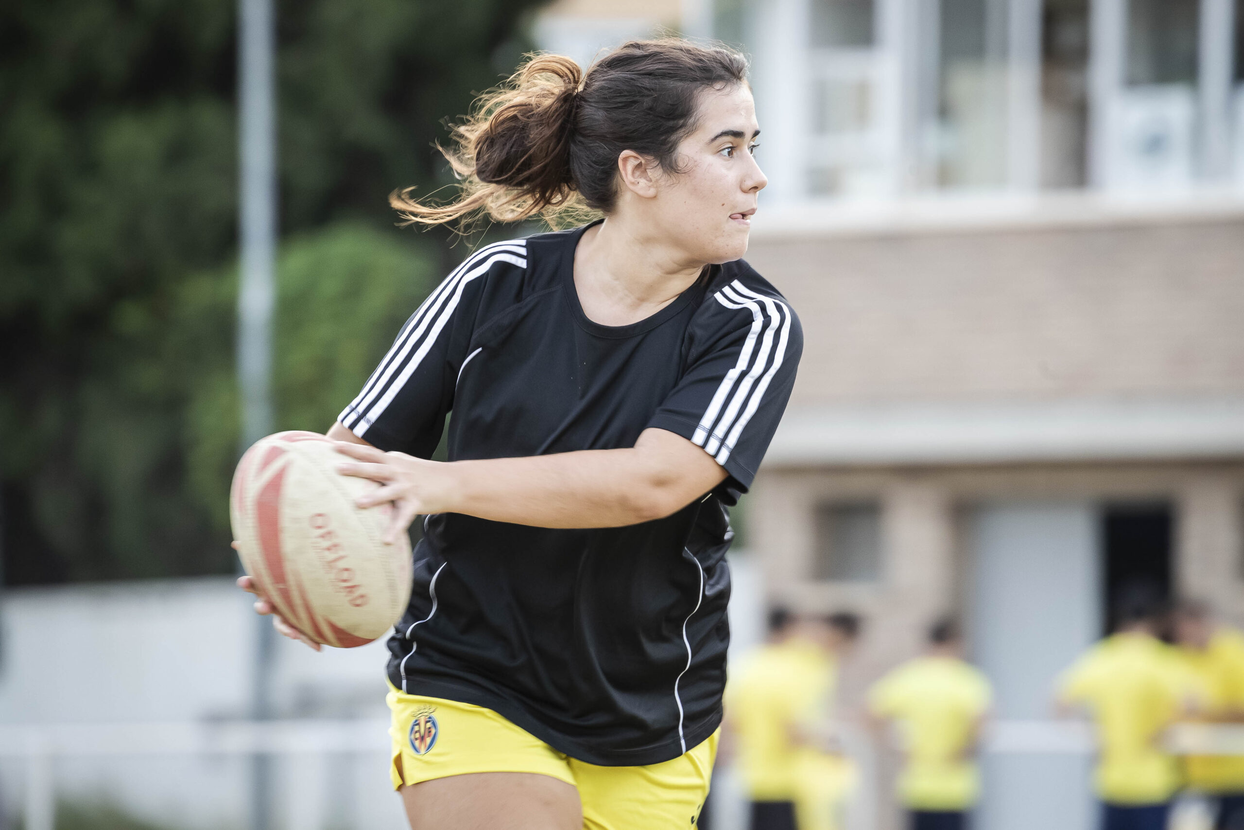 Sesion de entrenamiento del CD Universitario Rugby Zaragoza femenino