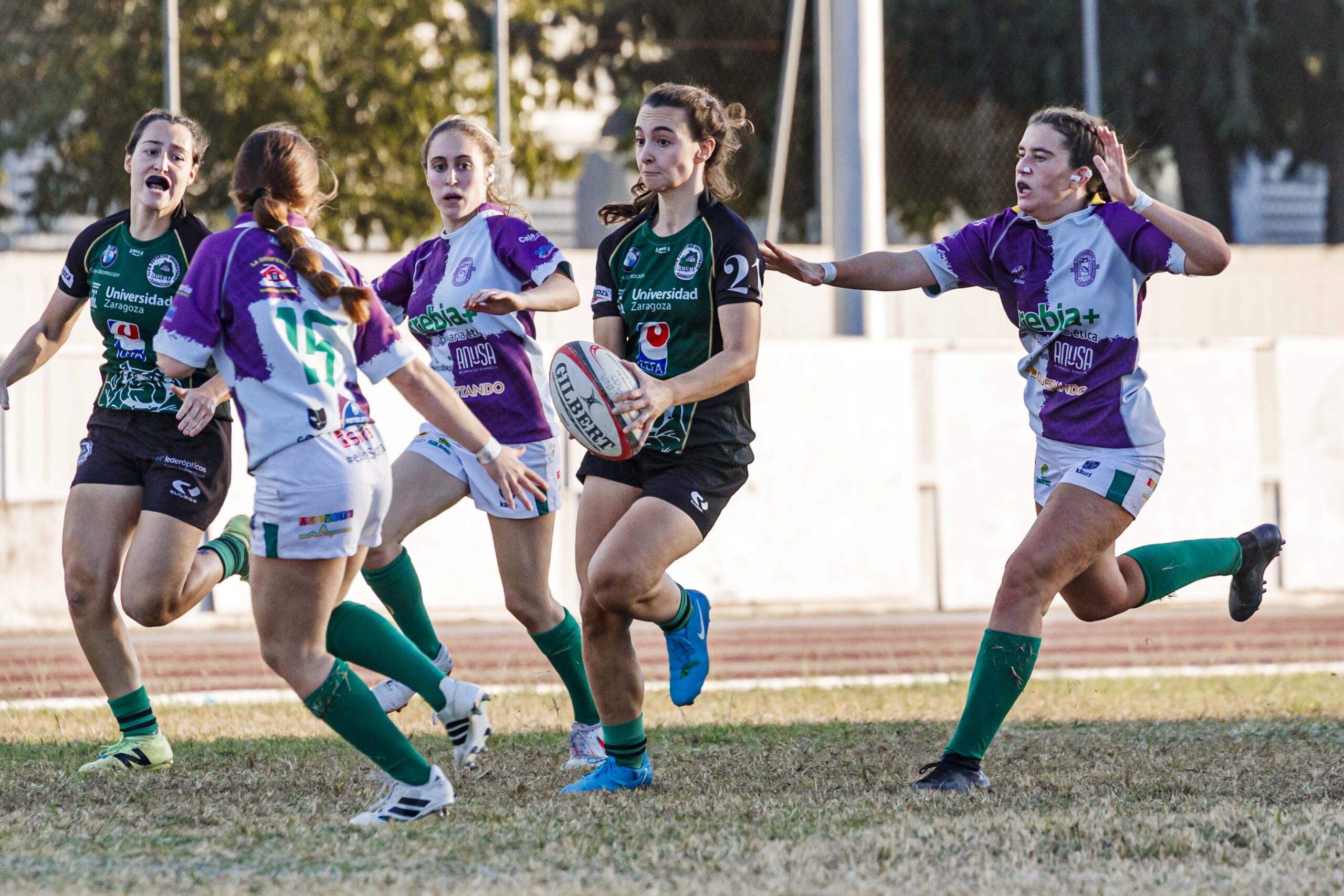 Partido de la jornada 1 de Liga Aragonesa de rugby entre el CEFA Unizar e Ingenieros Soria.