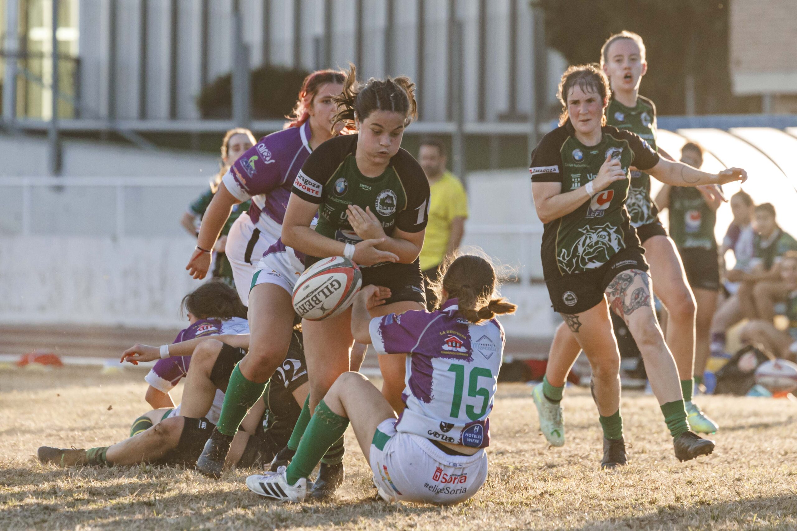 Partido de la jornada 1 de Liga Aragonesa de rugby entre el CEFA Unizar e Ingenieros Soria.