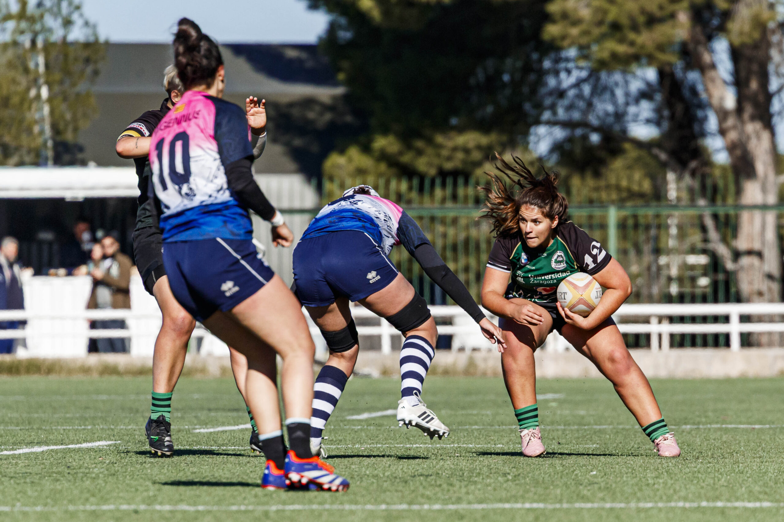 Partido de Liga Aragonesa de rugby femenino entre el Fenix y el CD Universitario Rugby Zaragoza