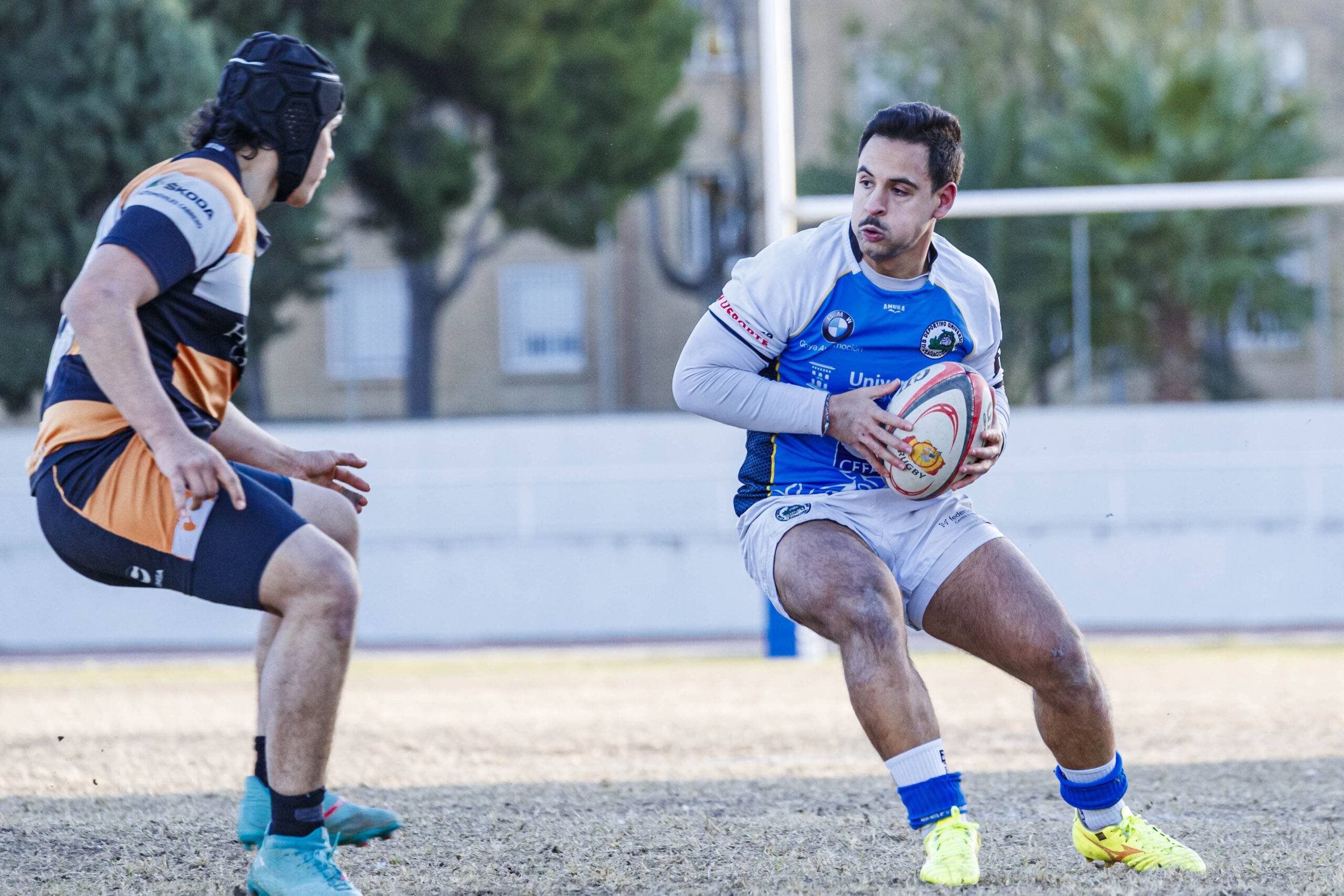 Partido de Liga Aragonesa de rugby masculino entre el CD Universitario Rugby Zaragoza y el Quebrantahuesos.