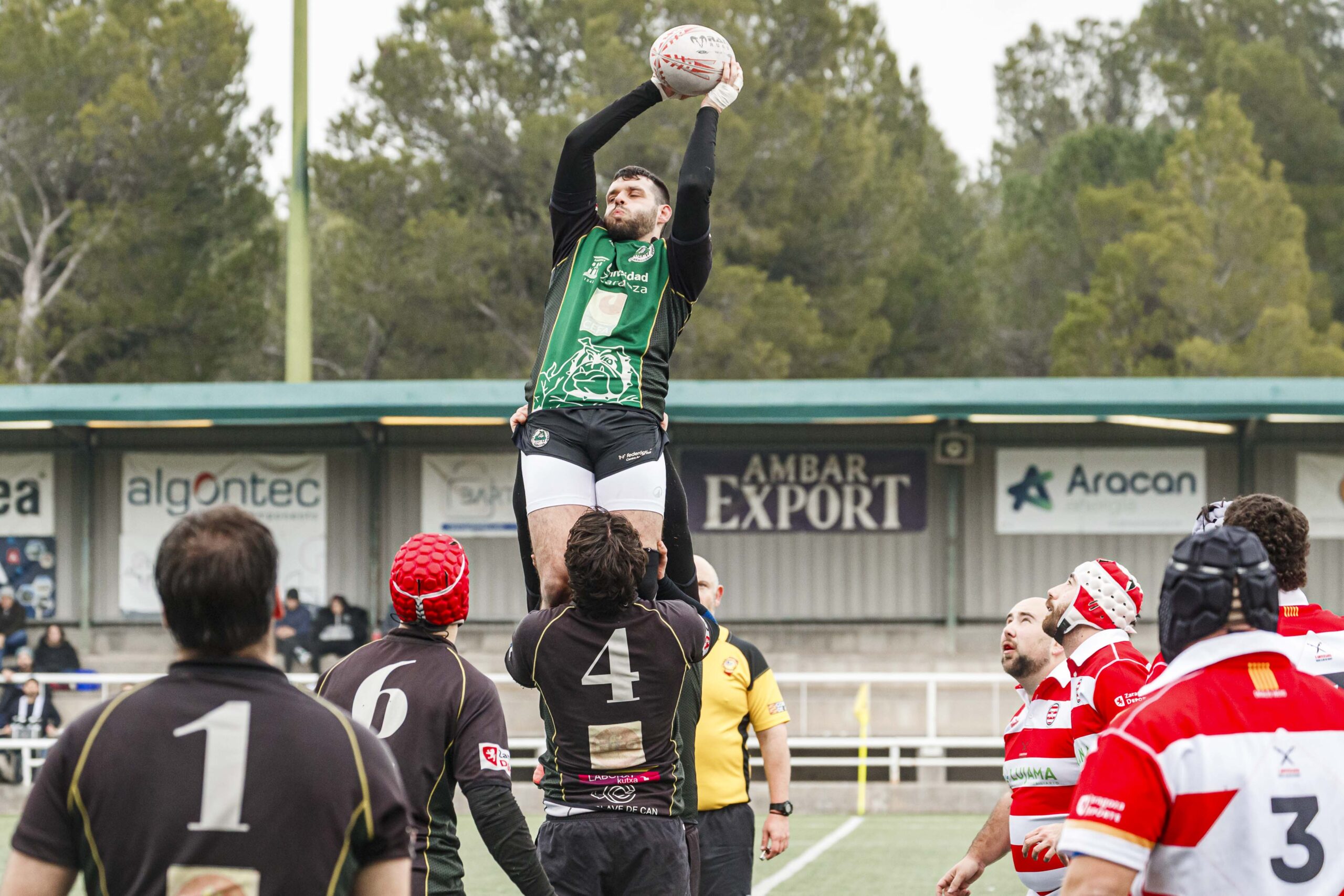 Imágenes correspondientes al partido de la joranda 7 de la Liga autonómica aragonesa de rugby masculino entre el Íbero CR y el CEFA Unizar.
