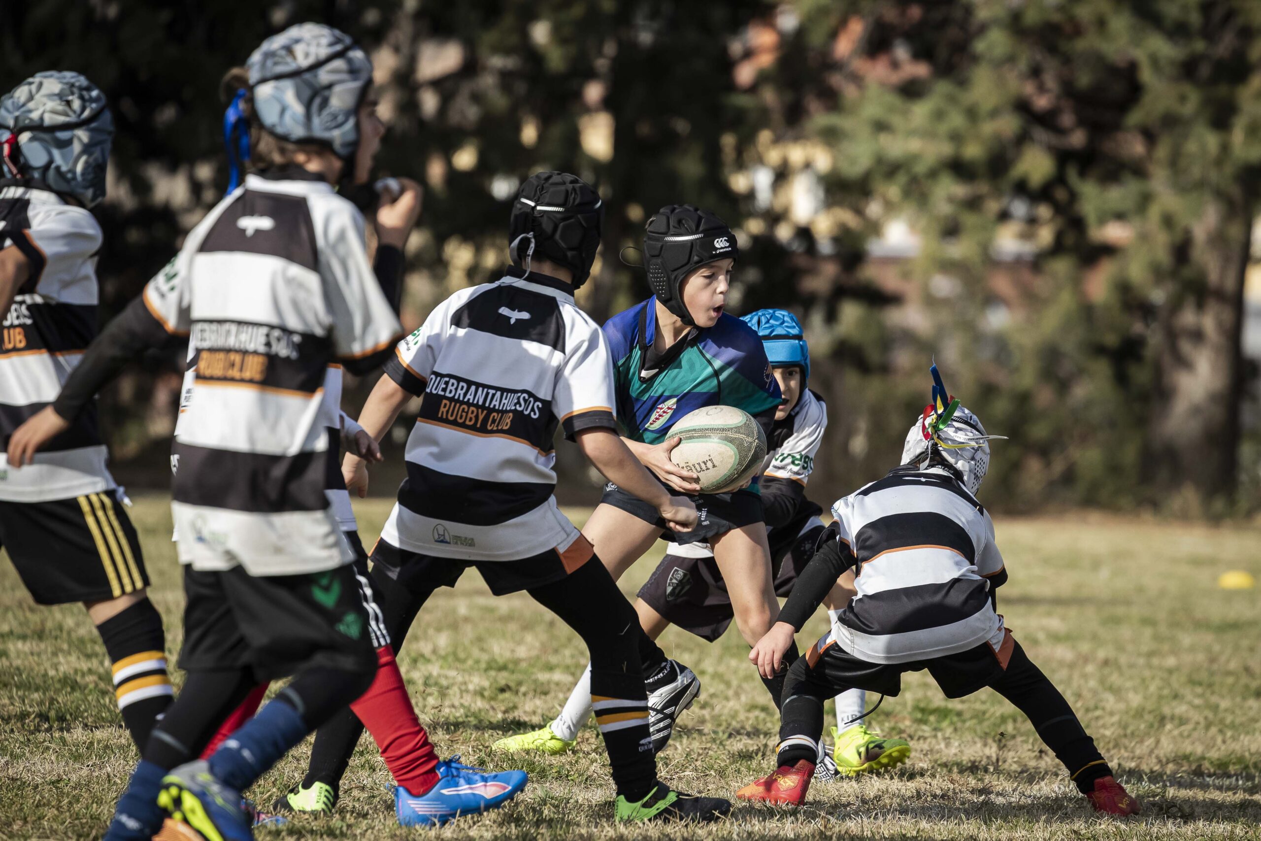 Jornada de escuelas en Tarazona para los niños y niñas del CD Universitario Rugby Zaragoza.