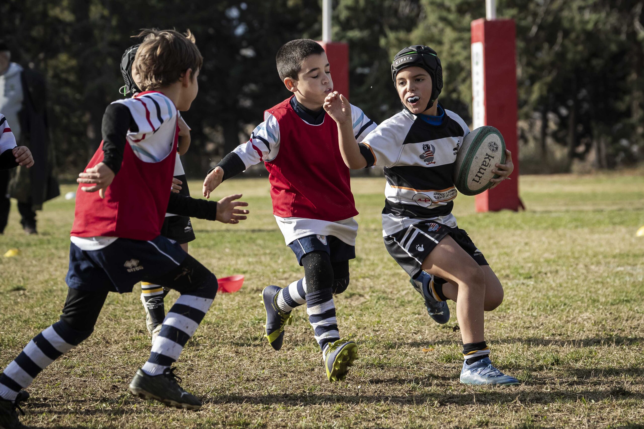 Jornada de escuelas en Tarazona para los niños y niñas del CD Universitario Rugby Zaragoza.