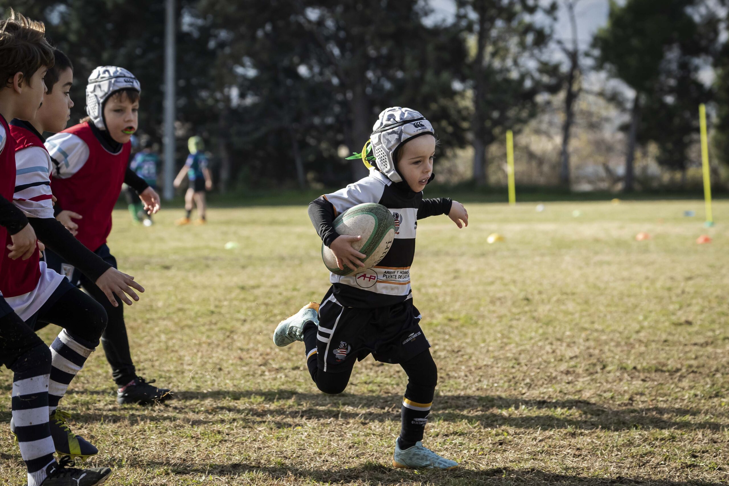 Jornada de escuelas en Tarazona para los niños y niñas del CD Universitario Rugby Zaragoza.