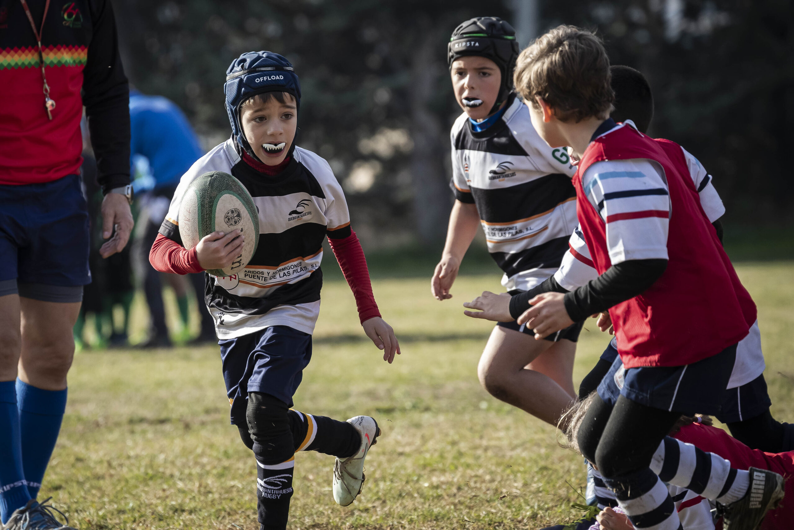 Jornada de escuelas en Tarazona para los niños y niñas del CD Universitario Rugby Zaragoza.