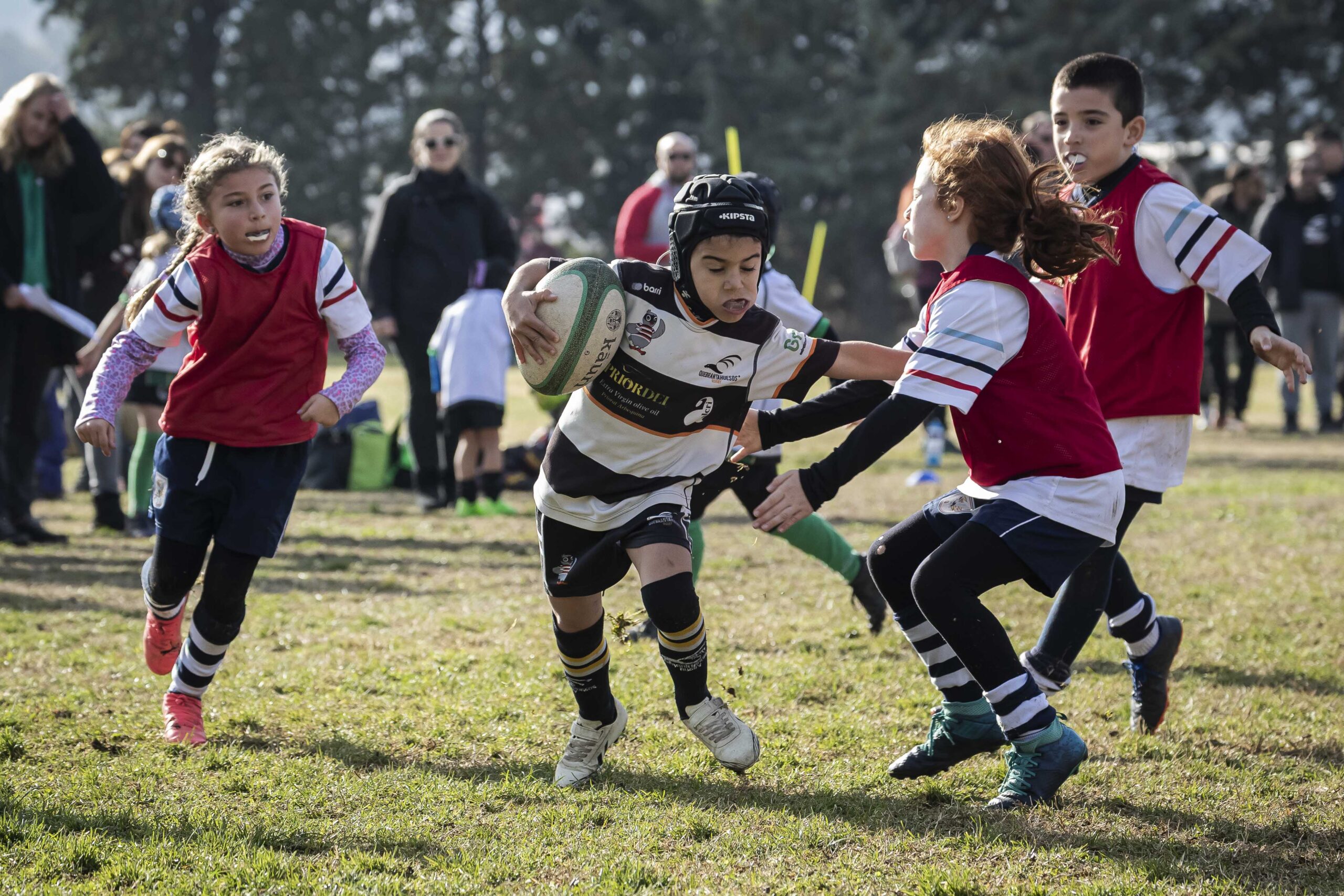 Jornada de escuelas en Tarazona para los niños y niñas del CD Universitario Rugby Zaragoza.