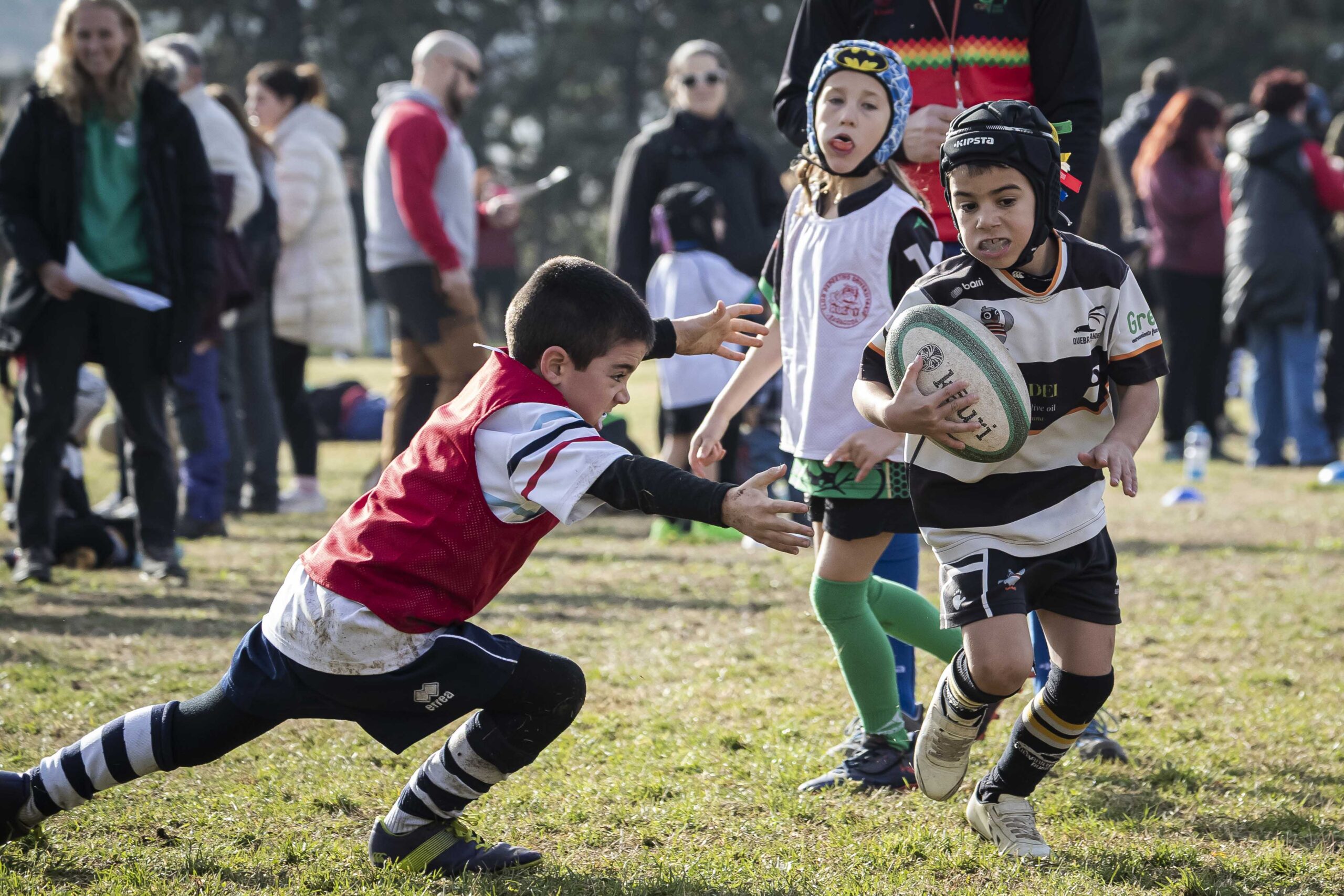 Jornada de escuelas en Tarazona para los niños y niñas del CD Universitario Rugby Zaragoza.
