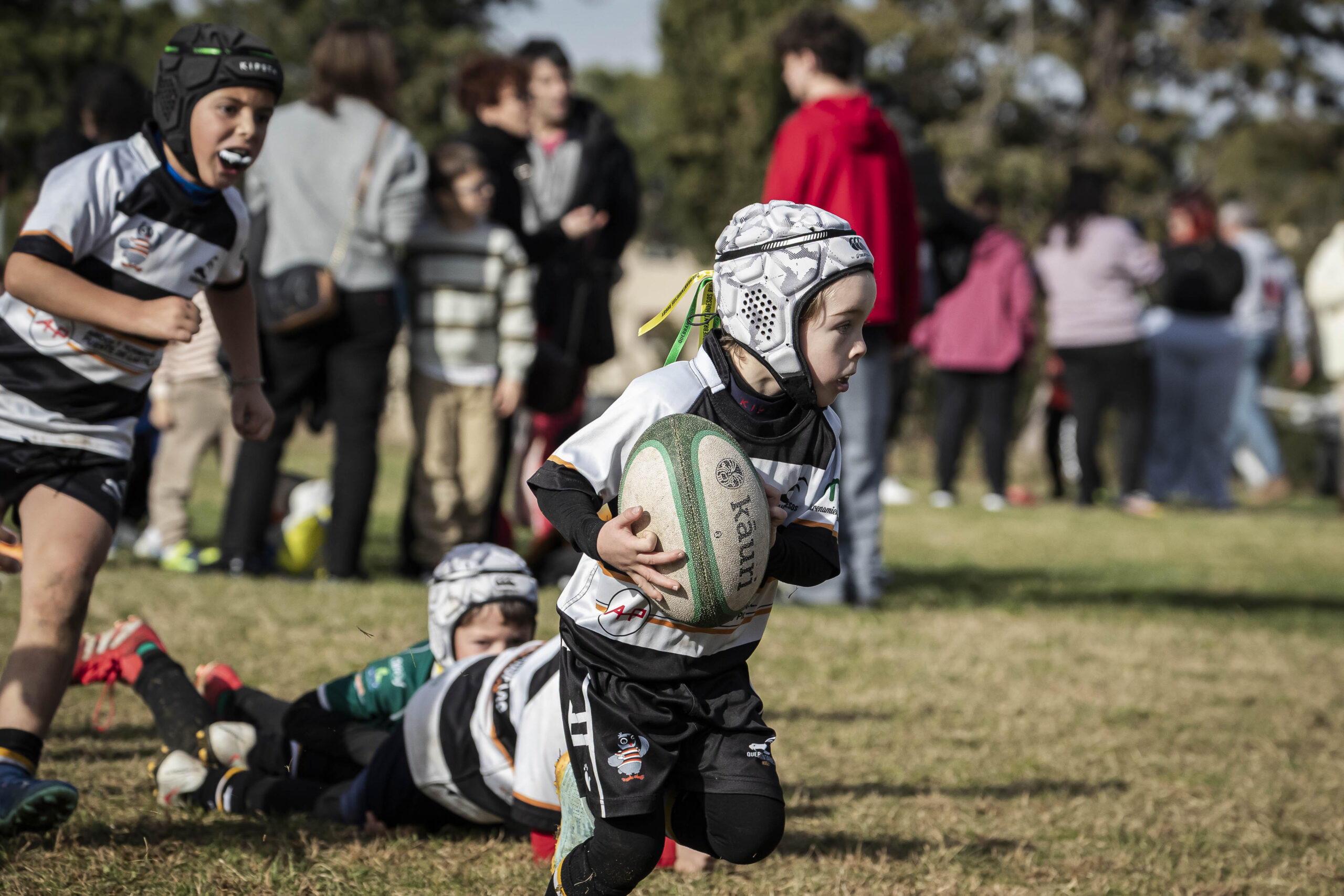 Jornada de escuelas en Tarazona para los niños y niñas del CD Universitario Rugby Zaragoza.