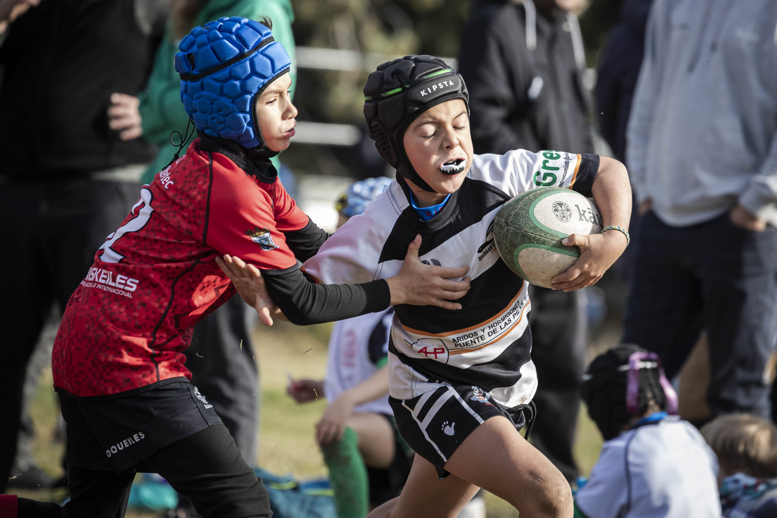 Jornada de escuelas en Tarazona para los niños y niñas del CD Universitario Rugby Zaragoza.
