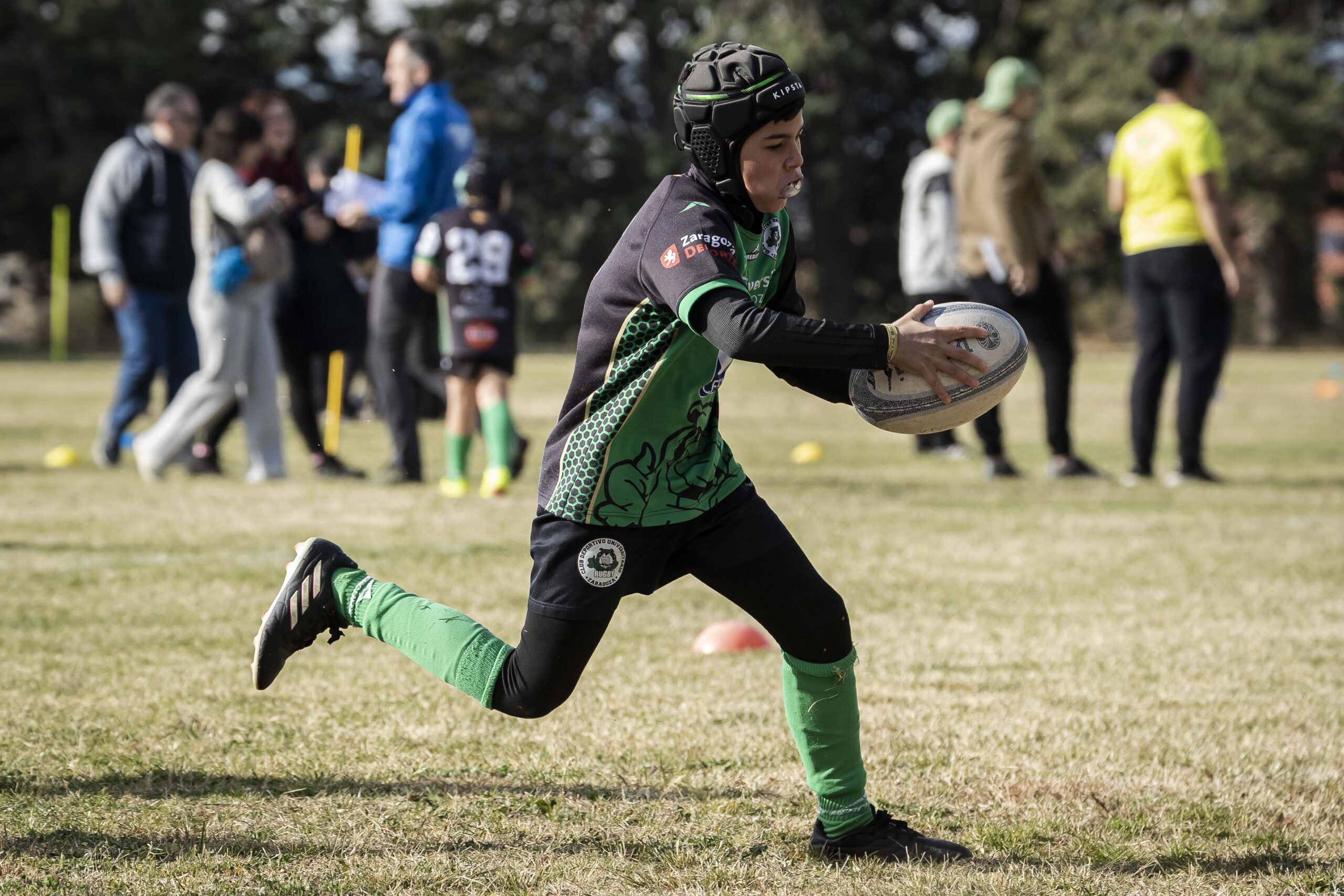 Jornada de escuelas en Tarazona para los niños y niñas del CD Universitario Rugby Zaragoza.