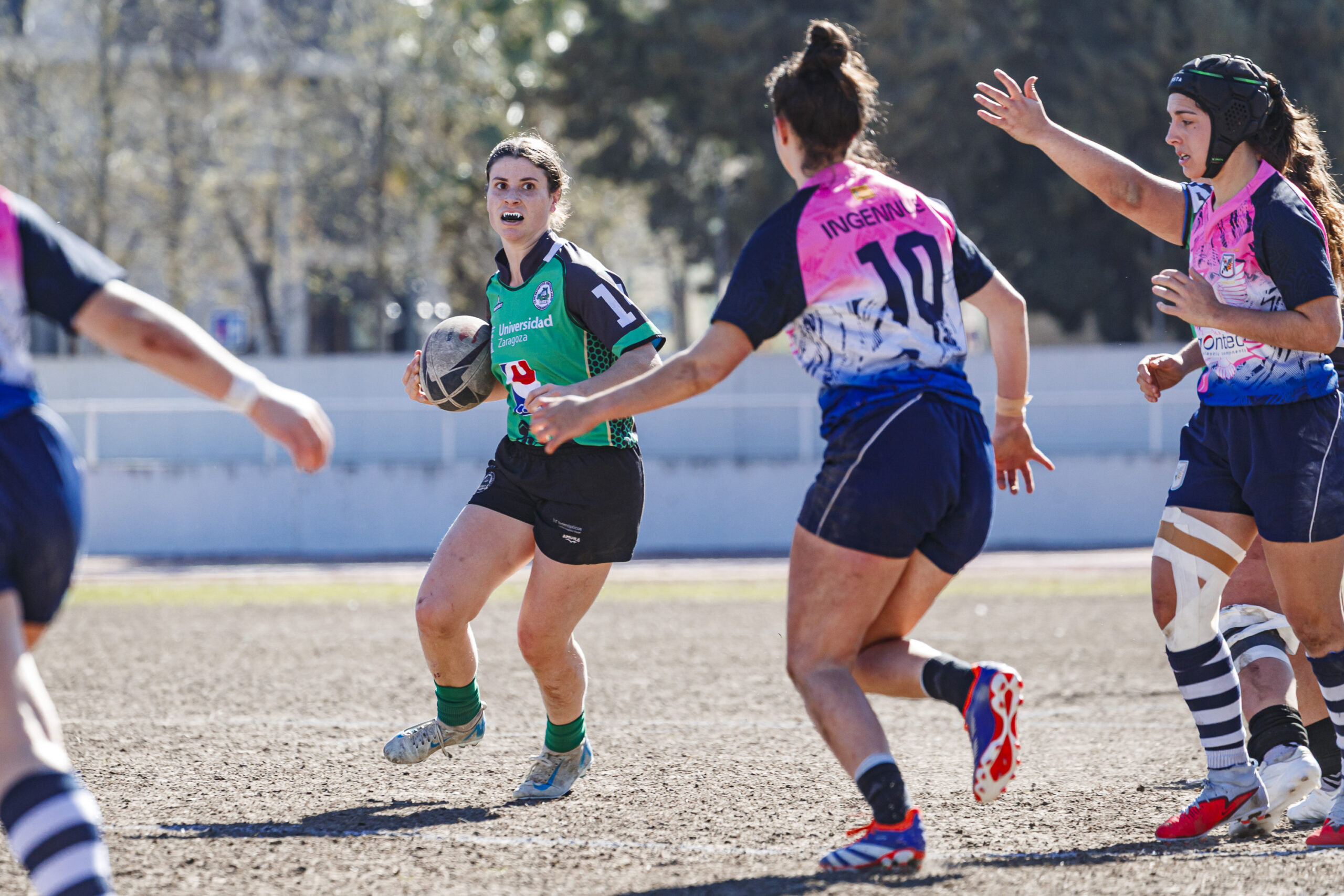 Fotos de rugby femenino correspondientes al partido de la jornada 5 de la Liga Aragonesa entre el CEFA Unizar y el Fénix.