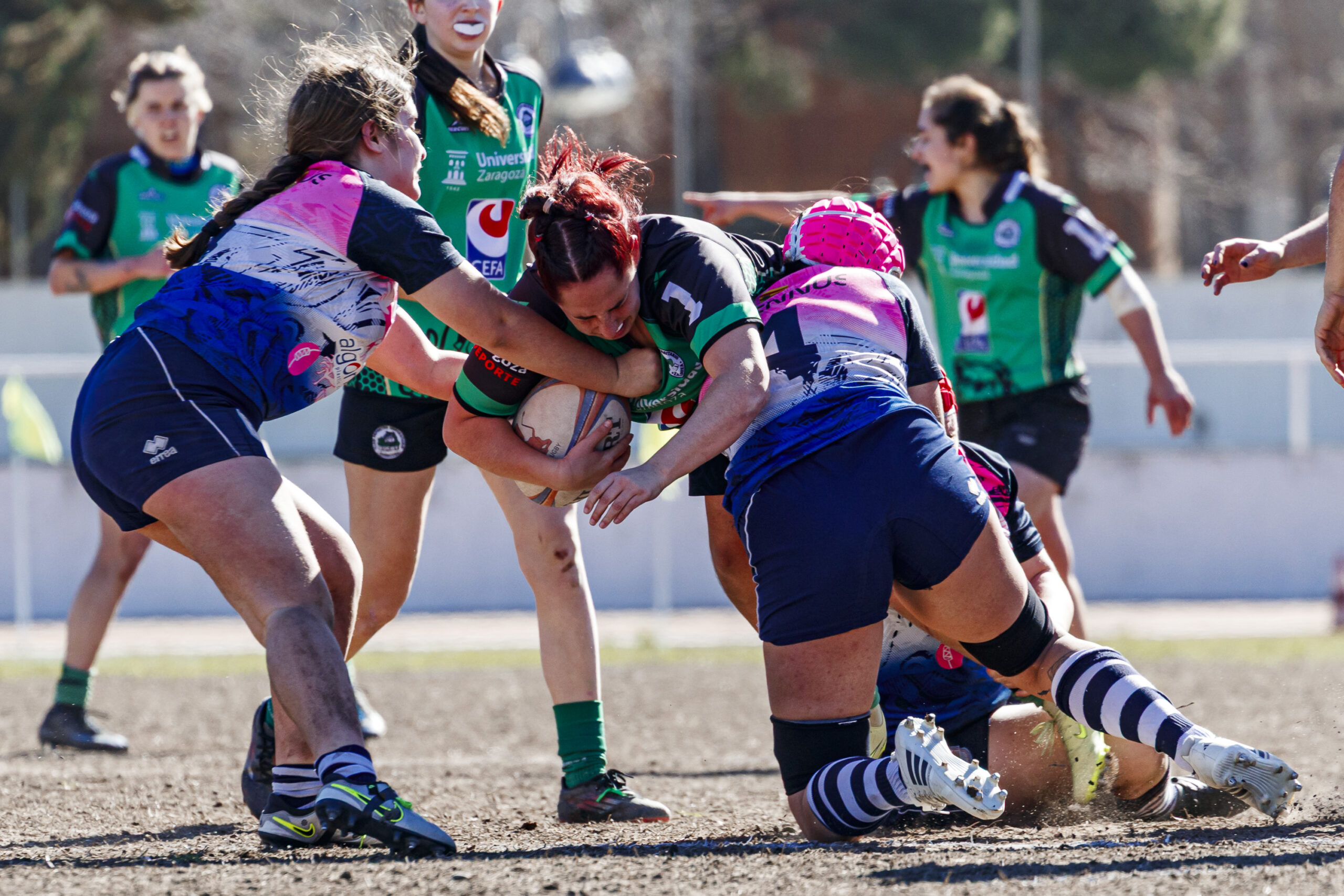 Fotos de rugby femenino correspondientes al partido de la jornada 5 de la Liga Aragonesa entre el CEFA Unizar y el Fénix.