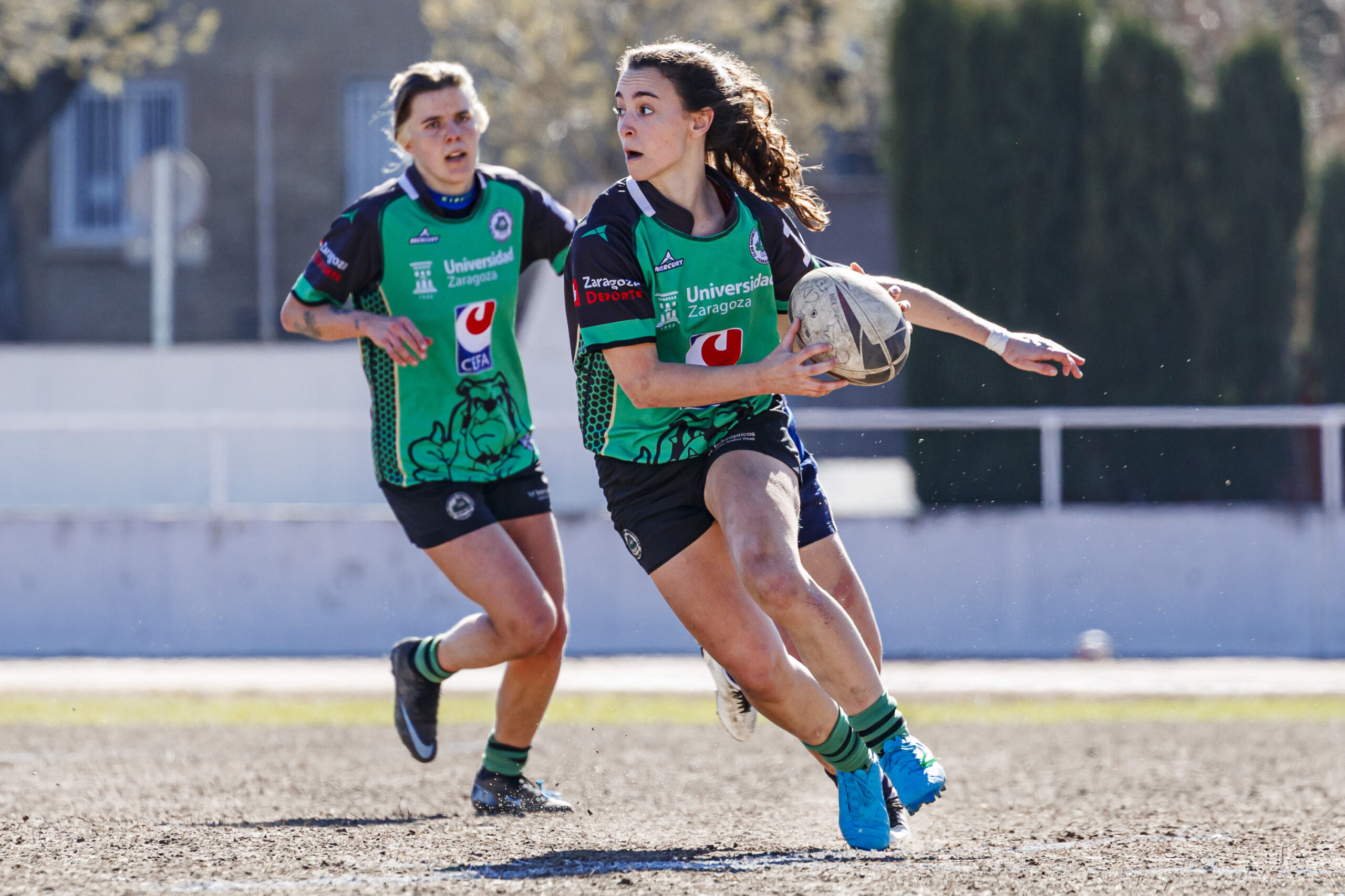 Fotos de rugby femenino correspondientes al partido de la jornada 5 de la Liga Aragonesa entre el CEFA Unizar y el Fénix.