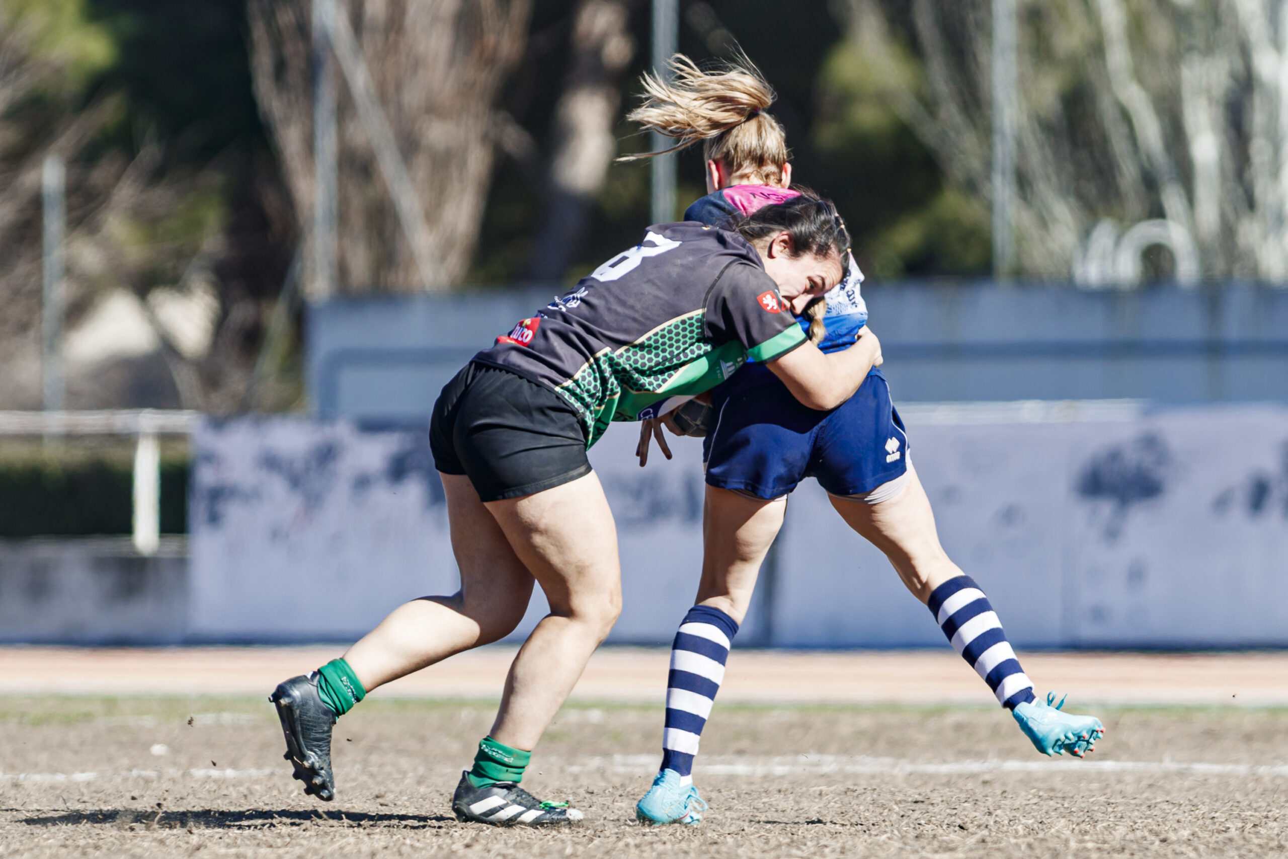 Fotos de rugby femenino correspondientes al partido de la jornada 5 de la Liga Aragonesa entre el CEFA Unizar y el Fénix.