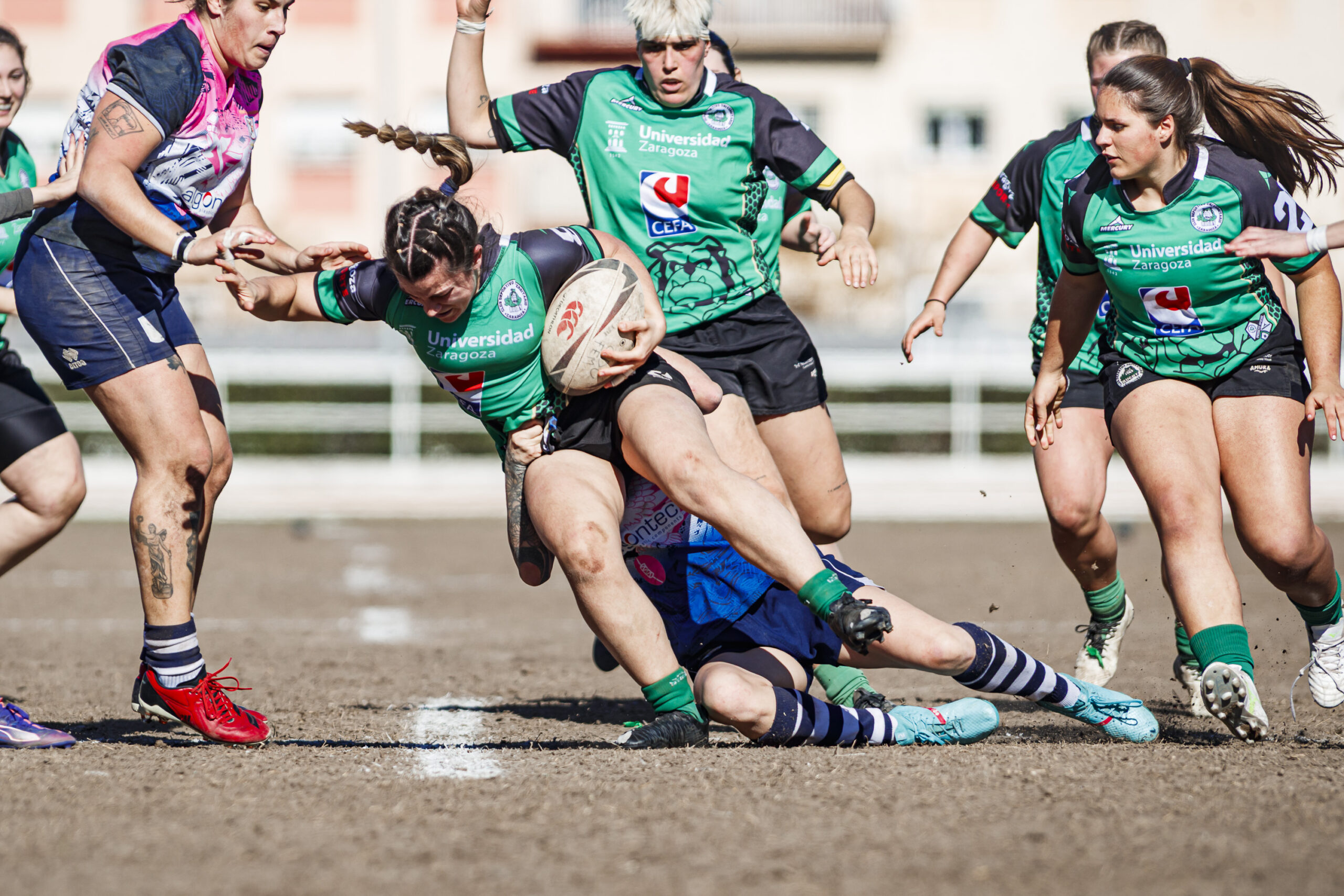 Fotos de rugby femenino correspondientes al partido de la jornada 5 de la Liga Aragonesa entre el CEFA Unizar y el Fénix.