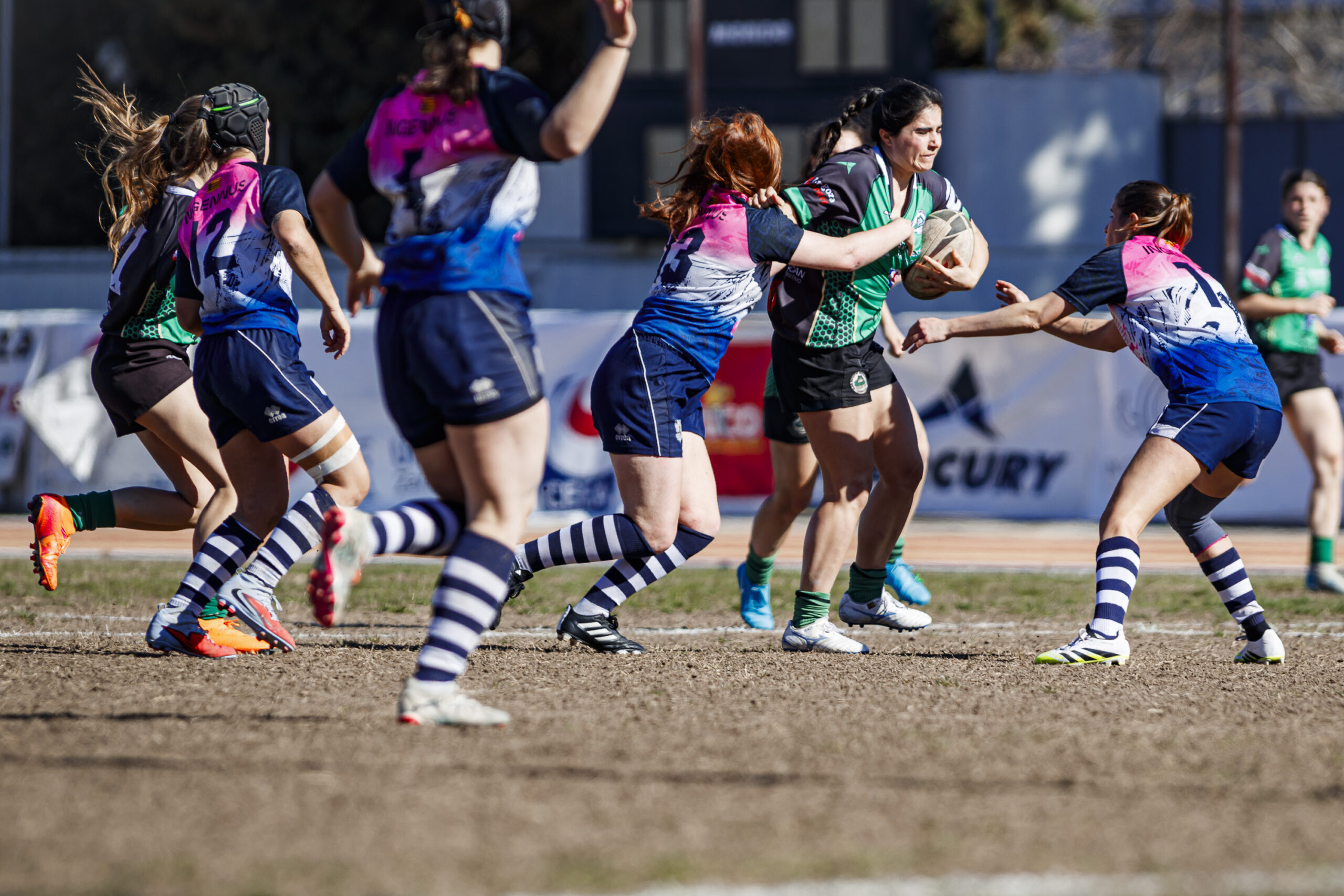 Fotos de rugby femenino correspondientes al partido de la jornada 5 de la Liga Aragonesa entre el CEFA Unizar y el Fénix.