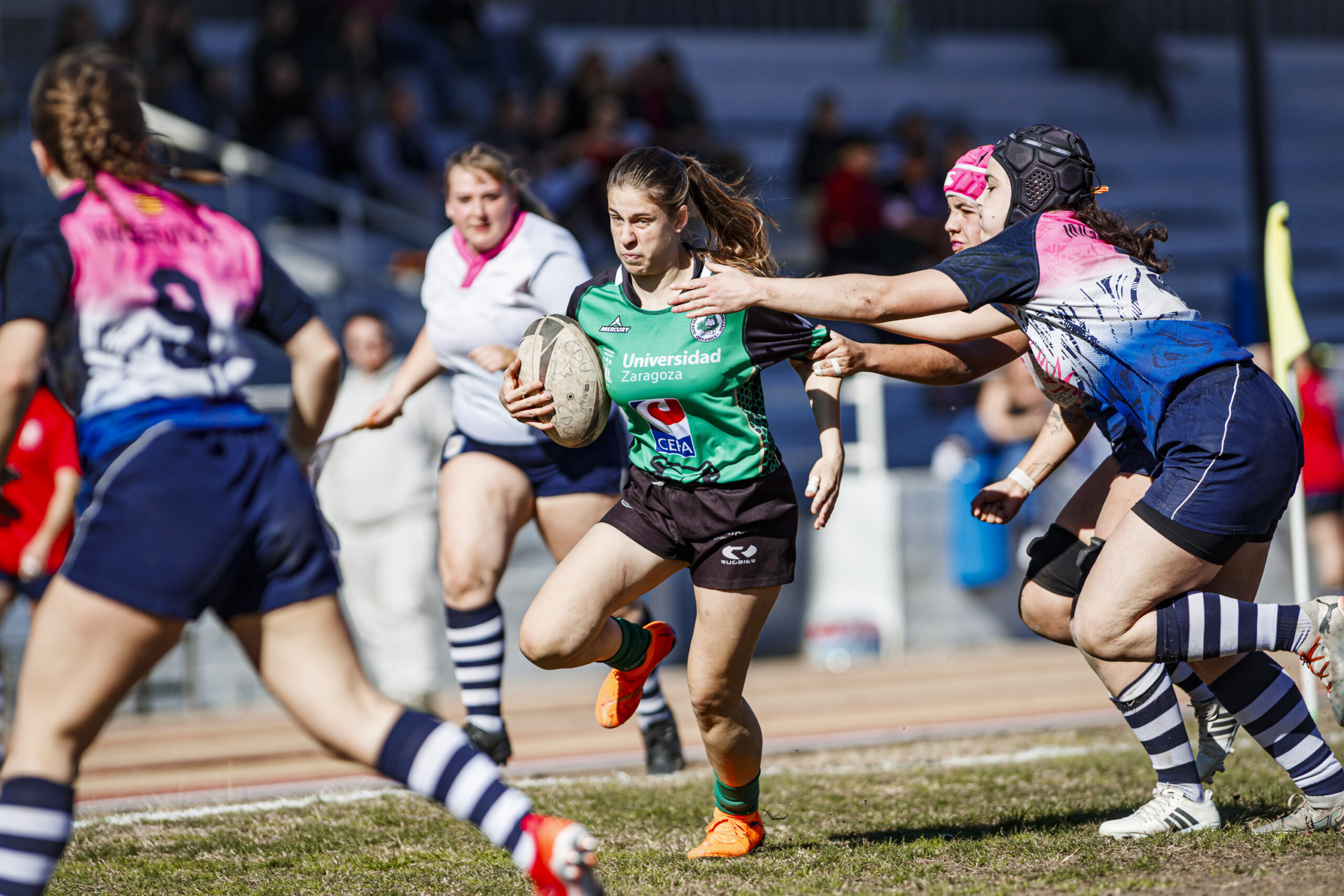 Fotos de rugby femenino correspondientes al partido de la jornada 5 de la Liga Aragonesa entre el CEFA Unizar y el Fénix.
