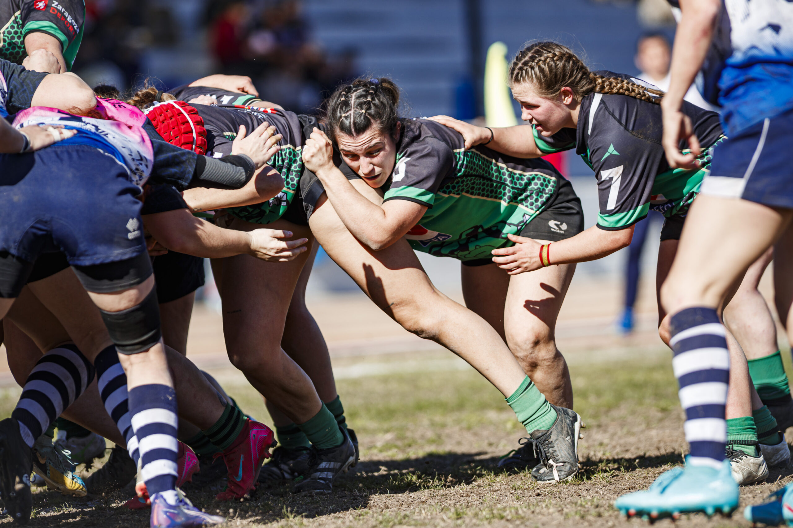 Fotos de rugby femenino correspondientes al partido de la jornada 5 de la Liga Aragonesa entre el CEFA Unizar y el Fénix.