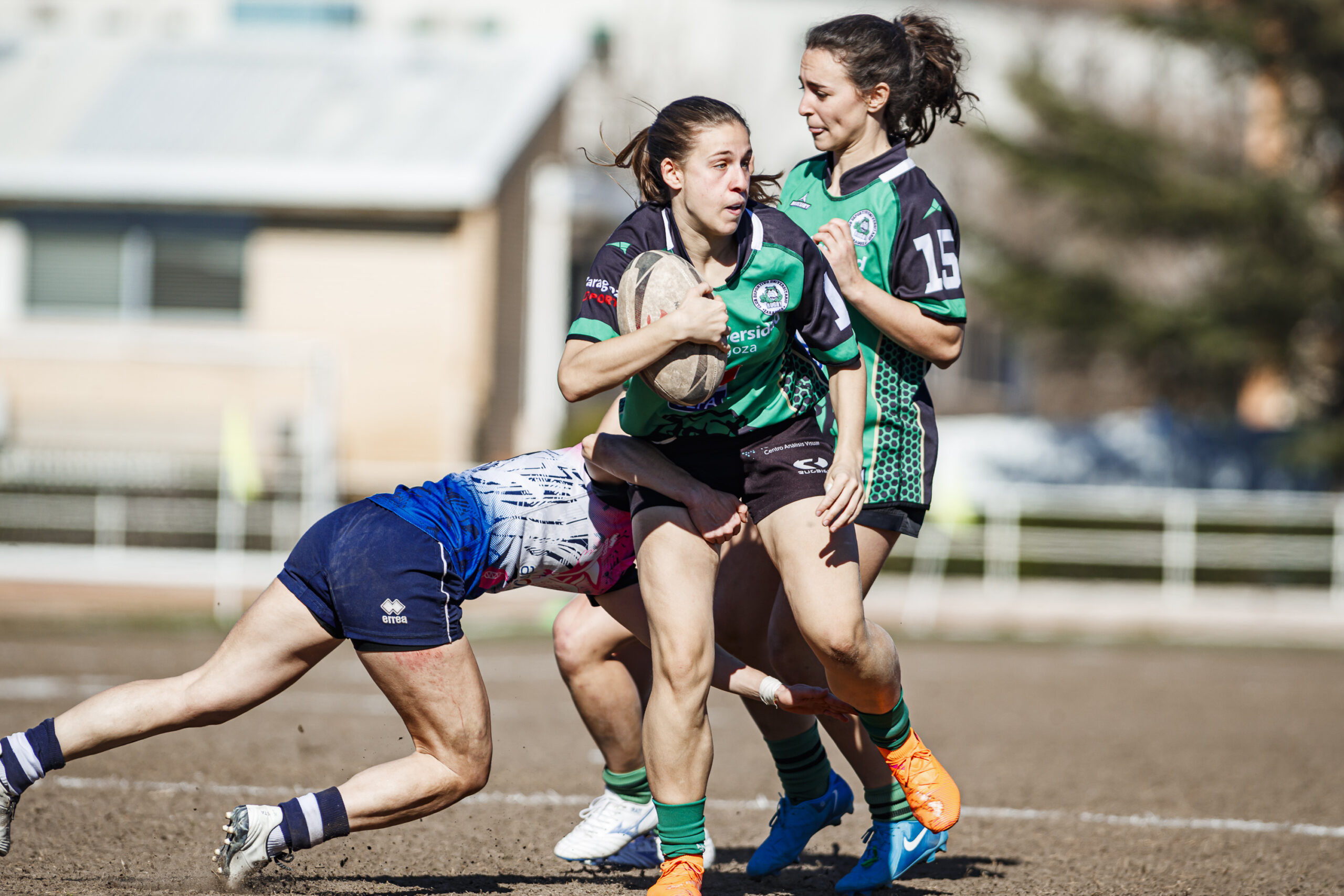 Fotos de rugby femenino correspondientes al partido de la jornada 5 de la Liga Aragonesa entre el CEFA Unizar y el Fénix.