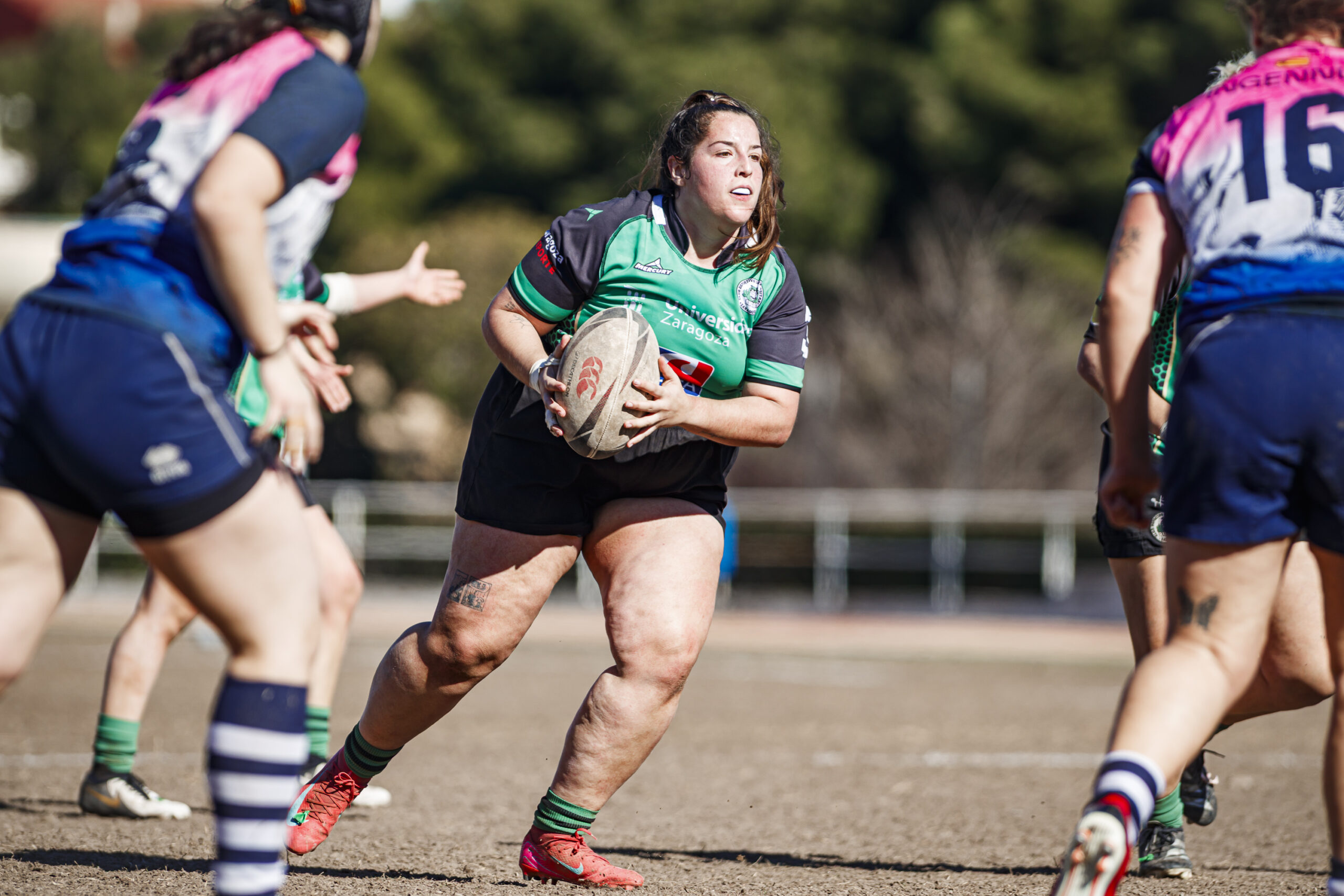 Fotos de rugby femenino correspondientes al partido de la jornada 5 de la Liga Aragonesa entre el CEFA Unizar y el Fénix.