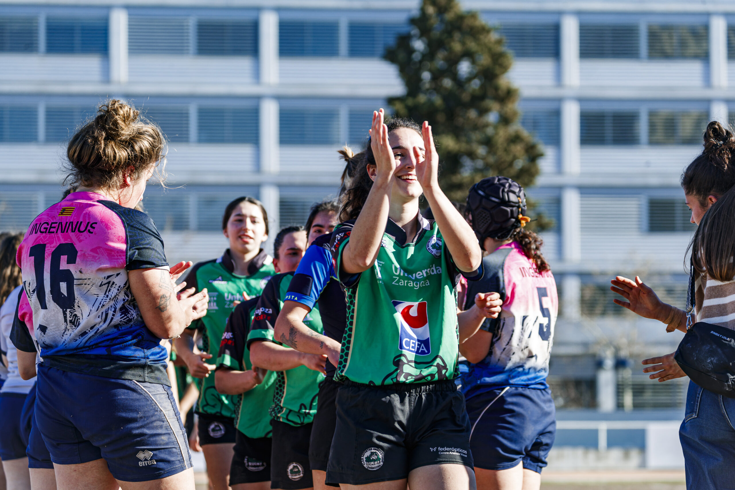 Fotos de rugby femenino correspondientes al partido de la jornada 5 de la Liga Aragonesa entre el CEFA Unizar y el Fénix.