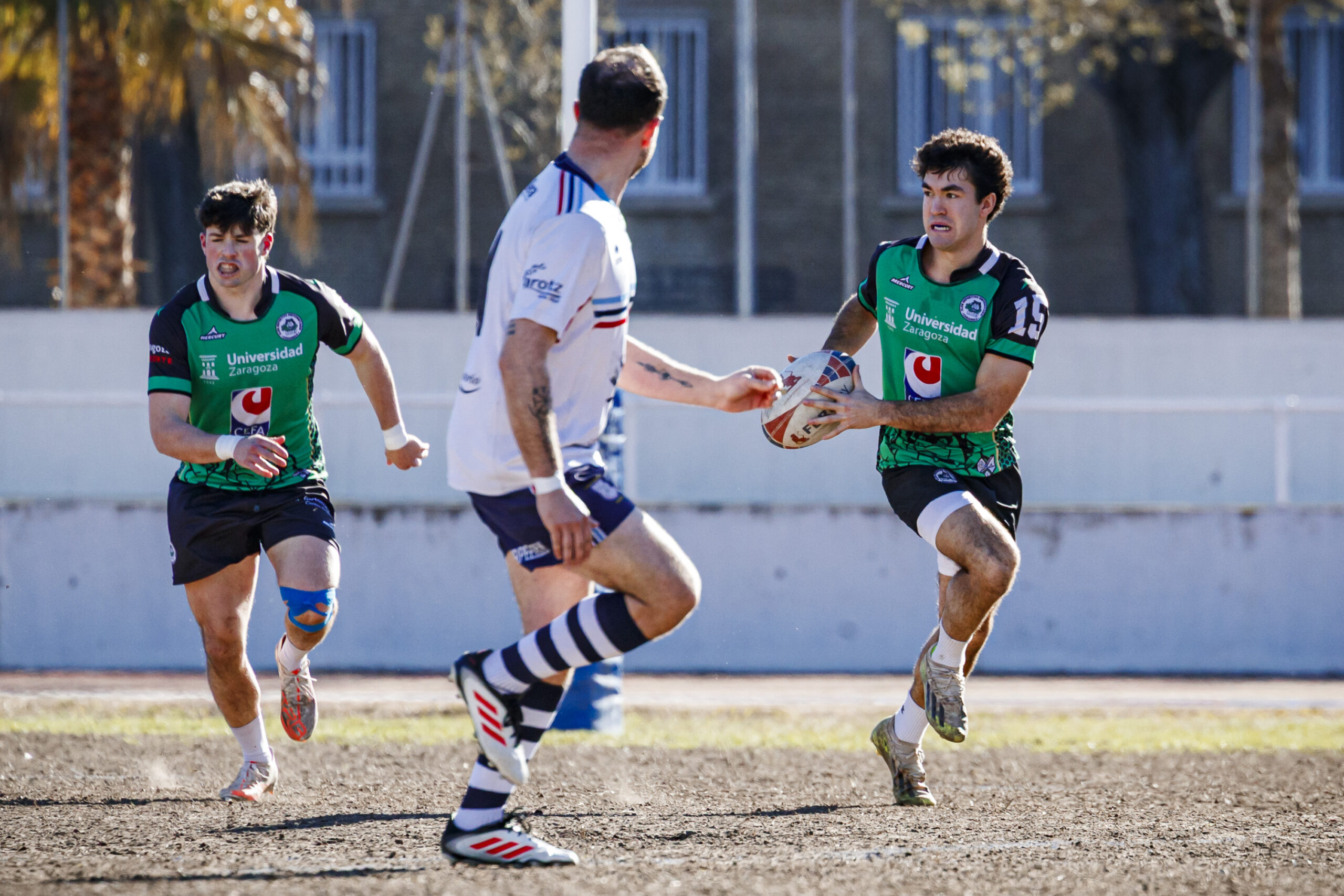 Fotos de rugby masculino correspondientes al partido de la jornada 11 de la Liga Aragonesa entre el CEFA Unizar y el Fénix.