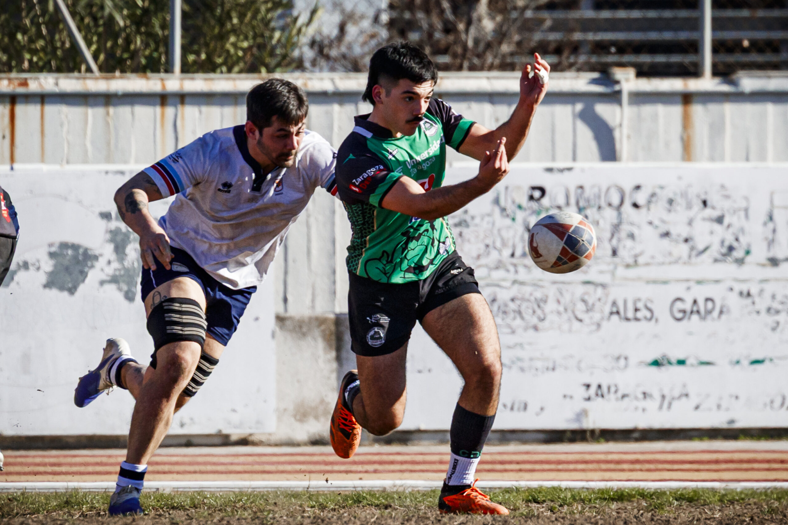 Fotos de rugby masculino correspondientes al partido de la jornada 11 de la Liga Aragonesa entre el CEFA Unizar y el Fénix.