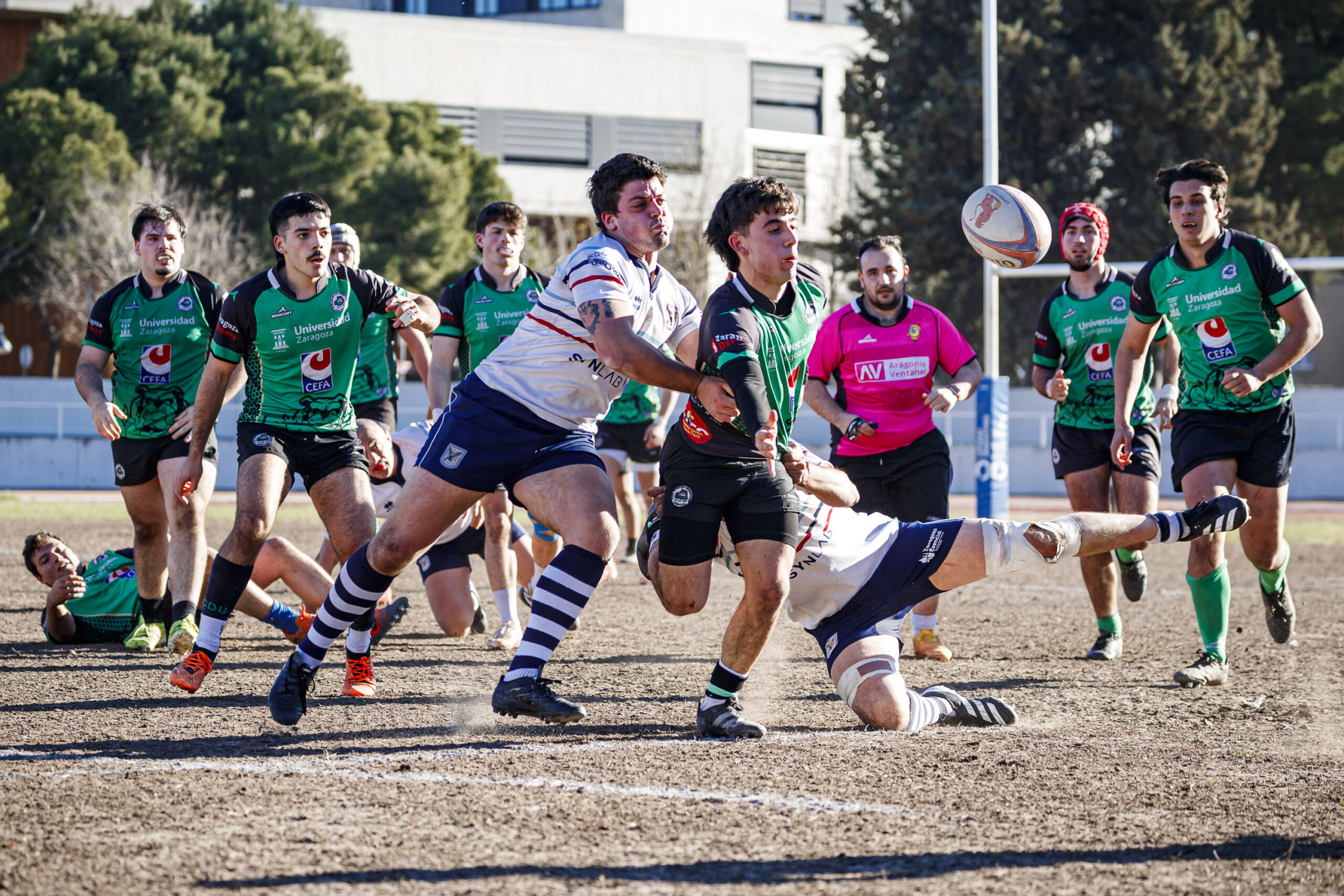 Fotos de rugby masculino correspondientes al partido de la jornada 11 de la Liga Aragonesa entre el CEFA Unizar y el Fénix.