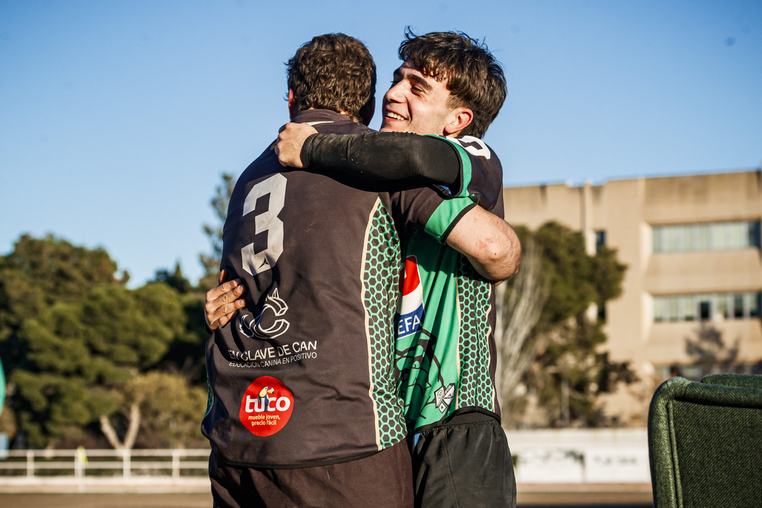 Fotos de rugby masculino correspondientes al partido de la jornada 11 de la Liga Aragonesa entre el CEFA Unizar y el Fénix.