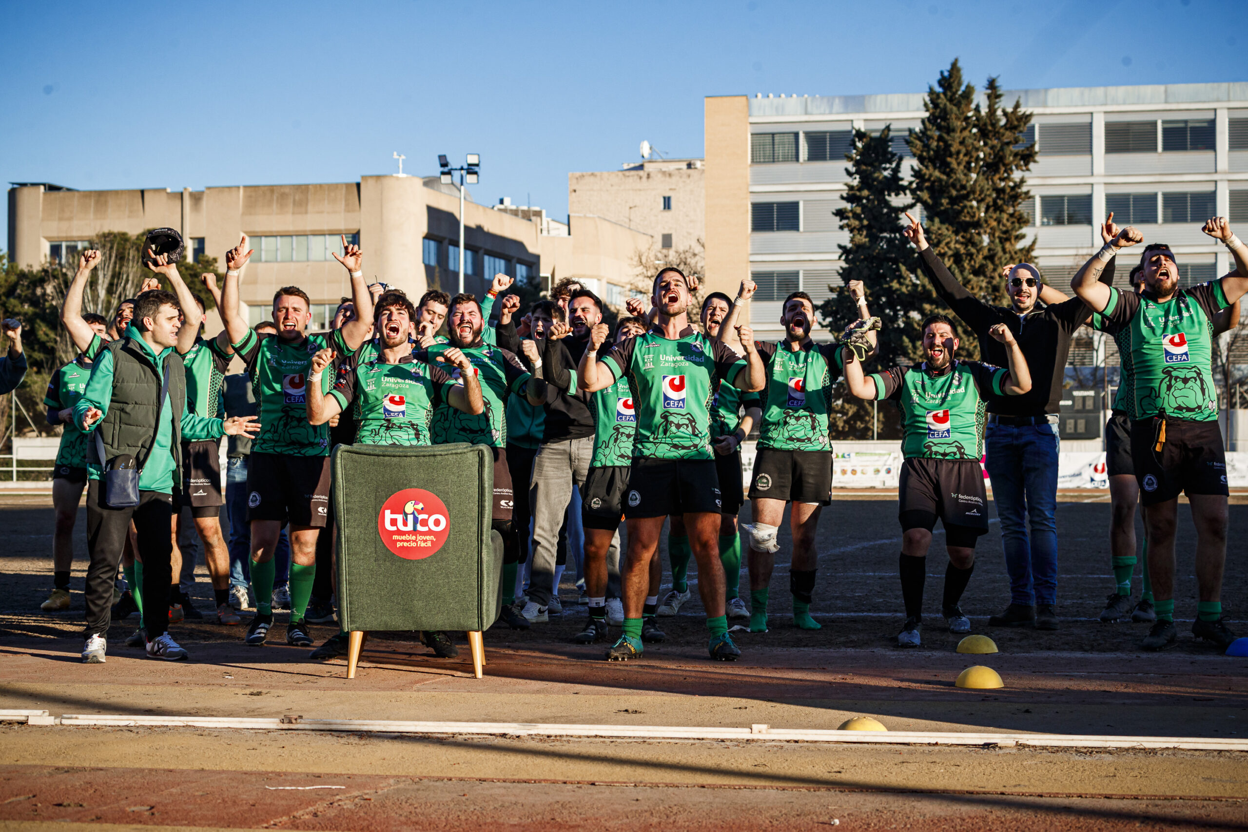 Fotos de rugby masculino correspondientes al partido de la jornada 11 de la Liga Aragonesa entre el CEFA Unizar y el Fénix.