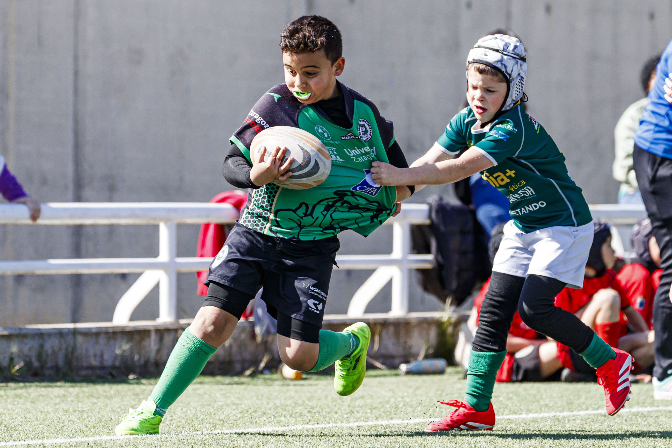 Jornada de escuelas de rugby para niños en Zaragoza