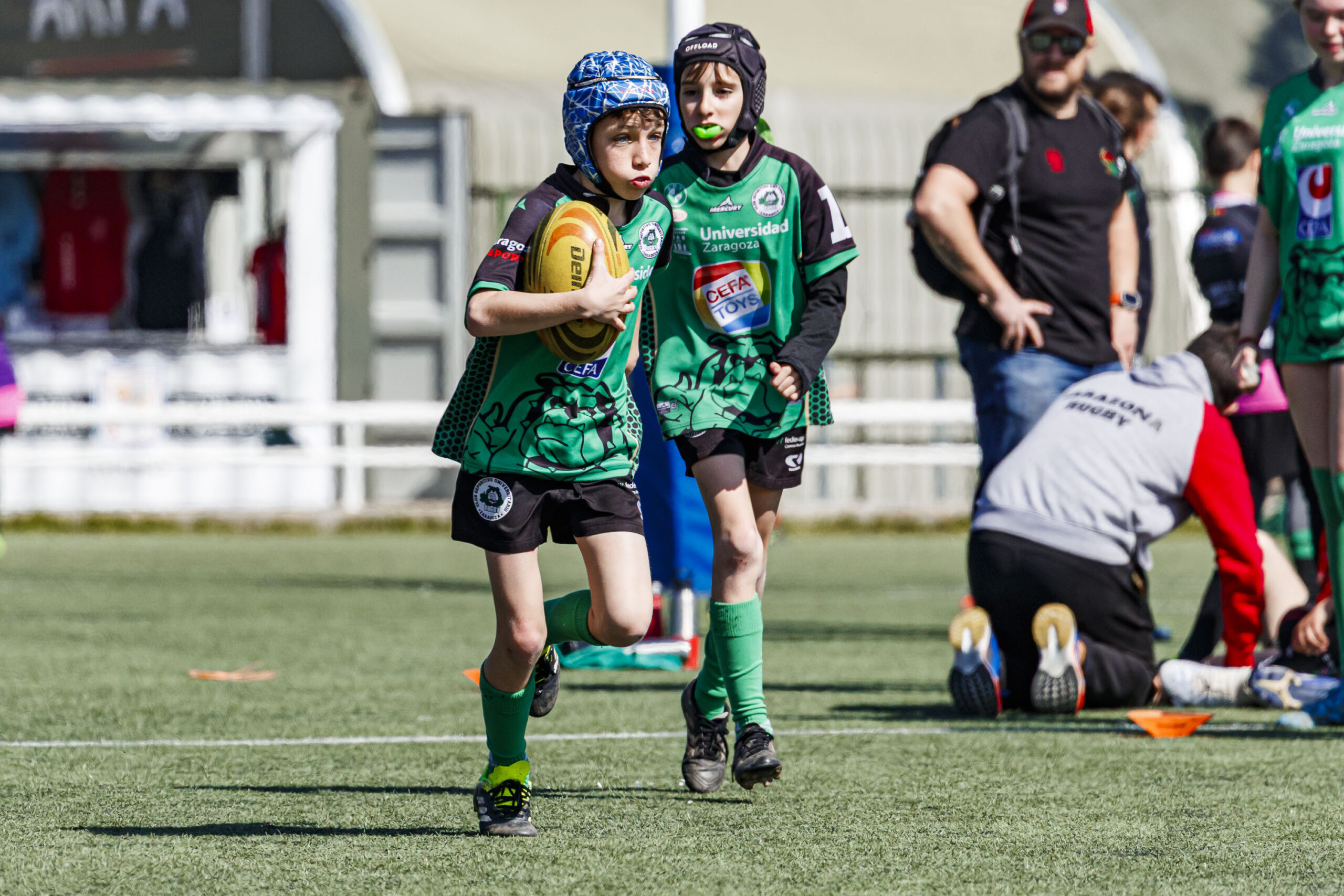 Jornada de escuelas de rugby para niños en Zaragoza