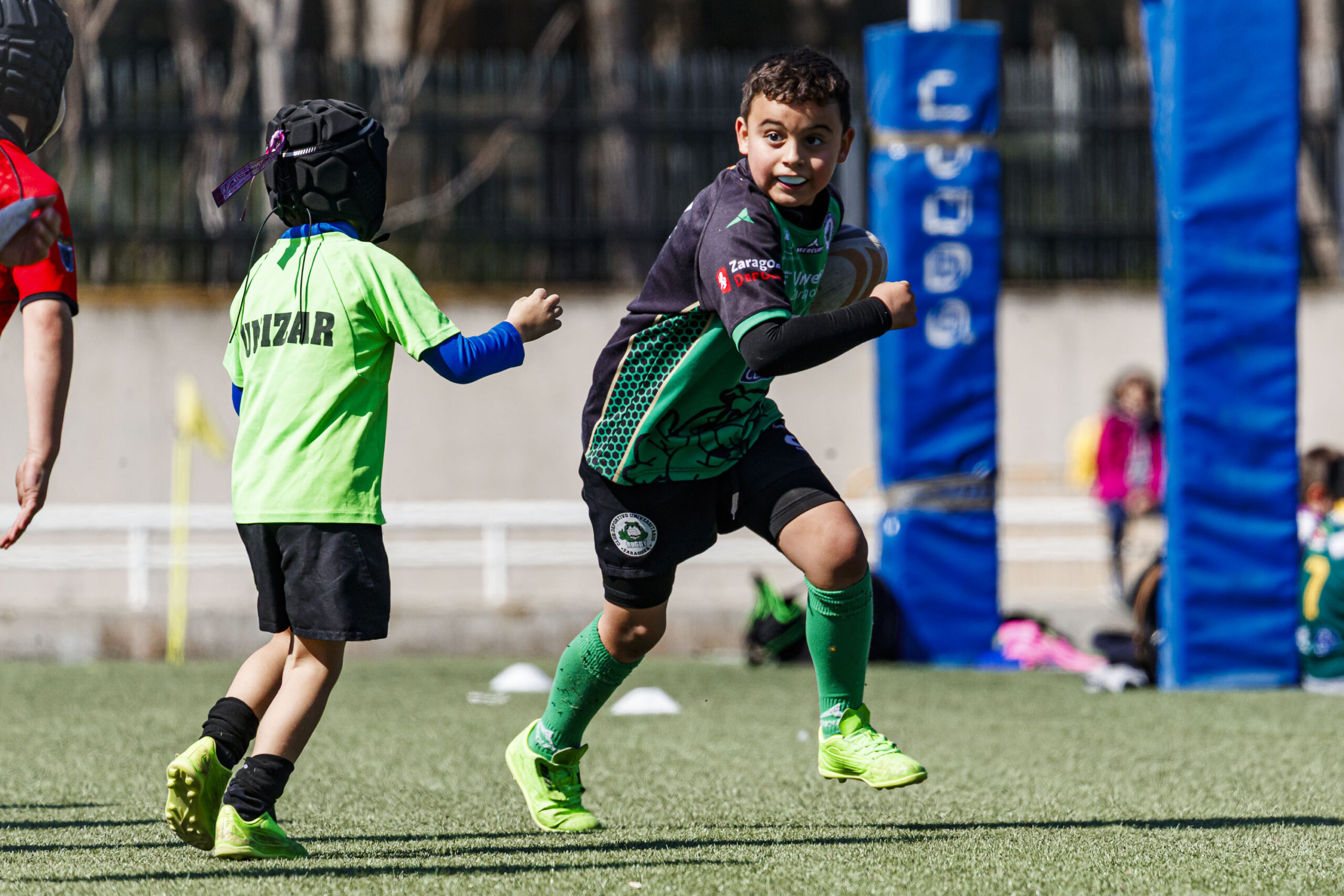 Jornada de escuelas de rugby para niños en Zaragoza